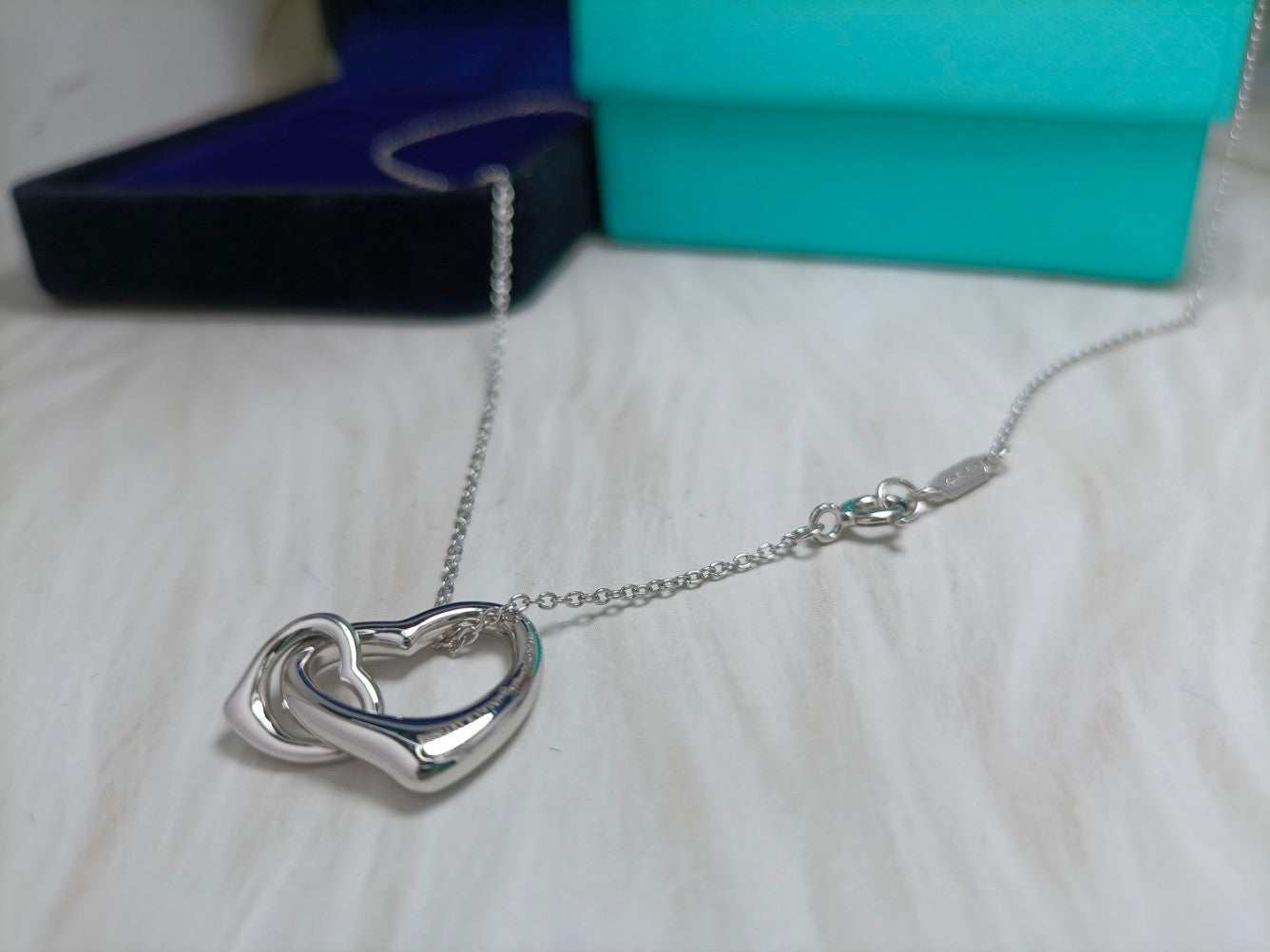 DOUBLE HEART SILVER NECKLACE