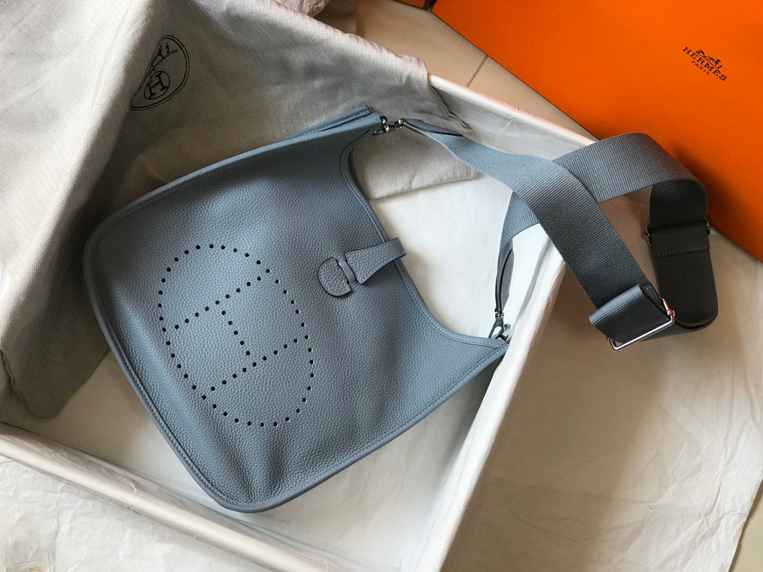 HM EVELYNE BAG 28 BLUE TOGO