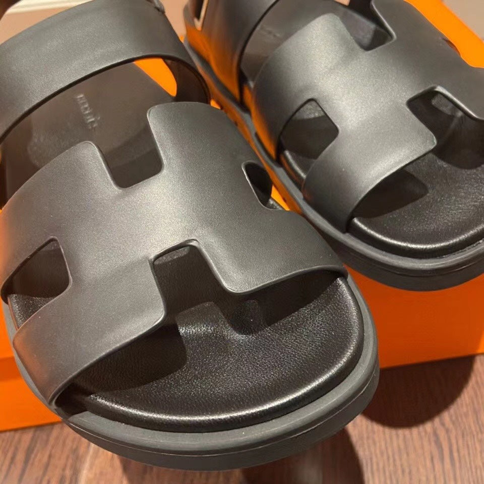 HM GENIUS SANDAL BLACK CALFSKIN