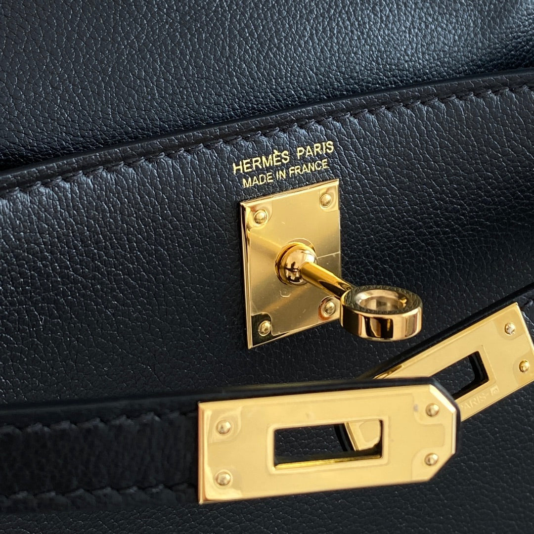 Kelly Danse II 22cm Black Evercolor Leather Ghw