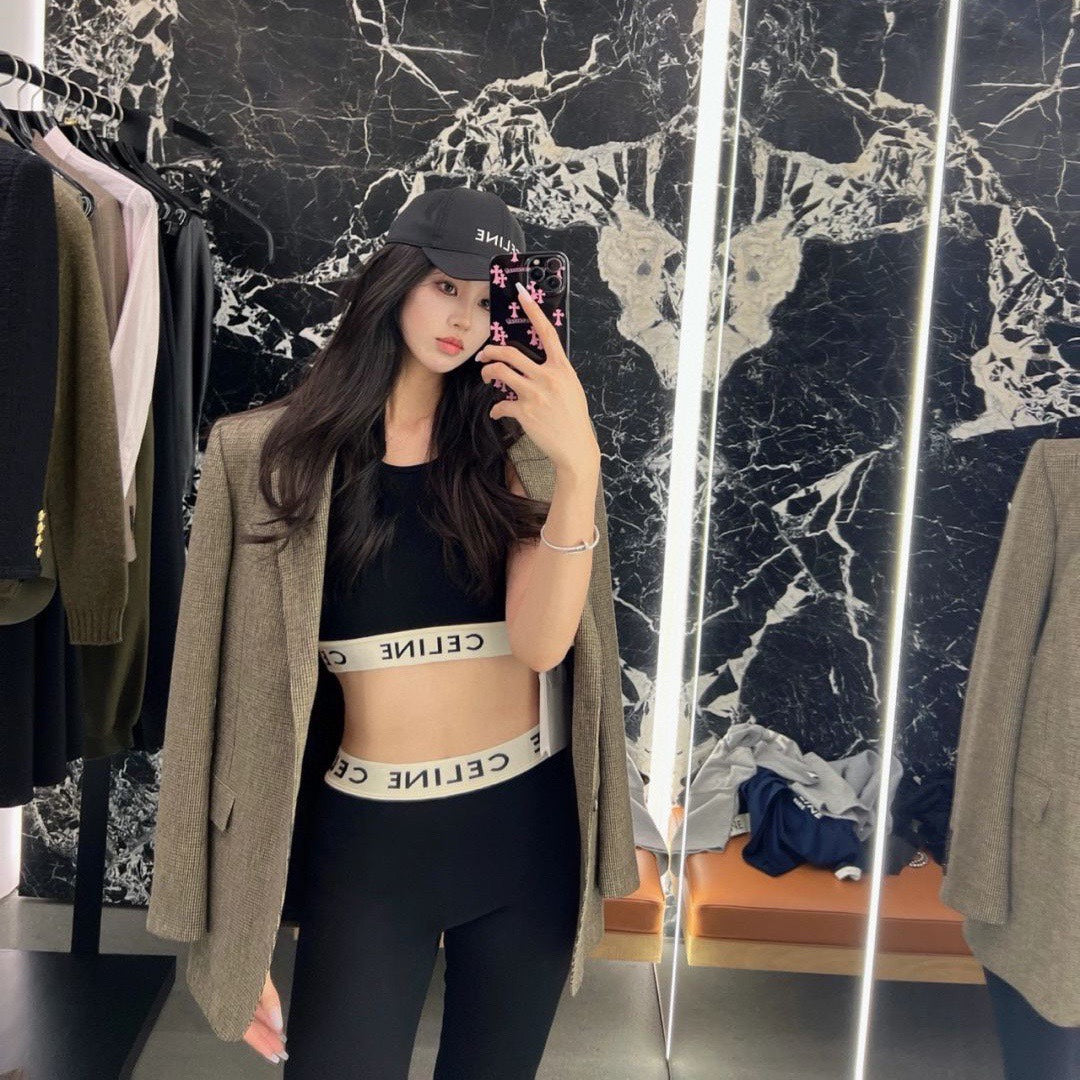 Celin Cap Black Cotton Twill Fabric 210450