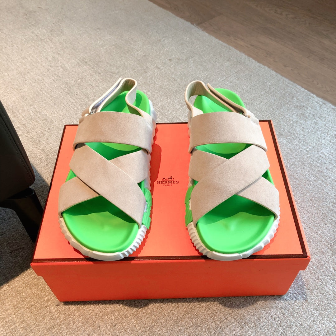 HM ELECTRIC SANDAL PARAKEET AND KHAKI SUEDE
