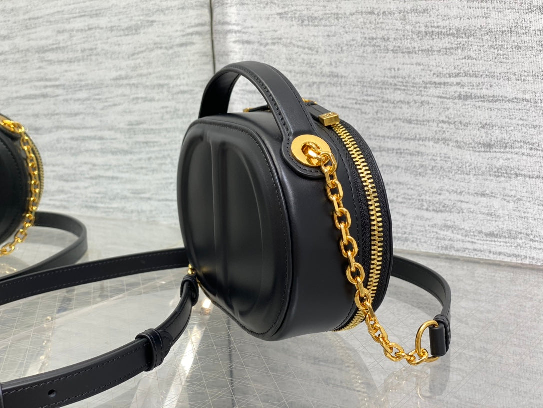 CD Oval camera bag 18 black cowhide leather