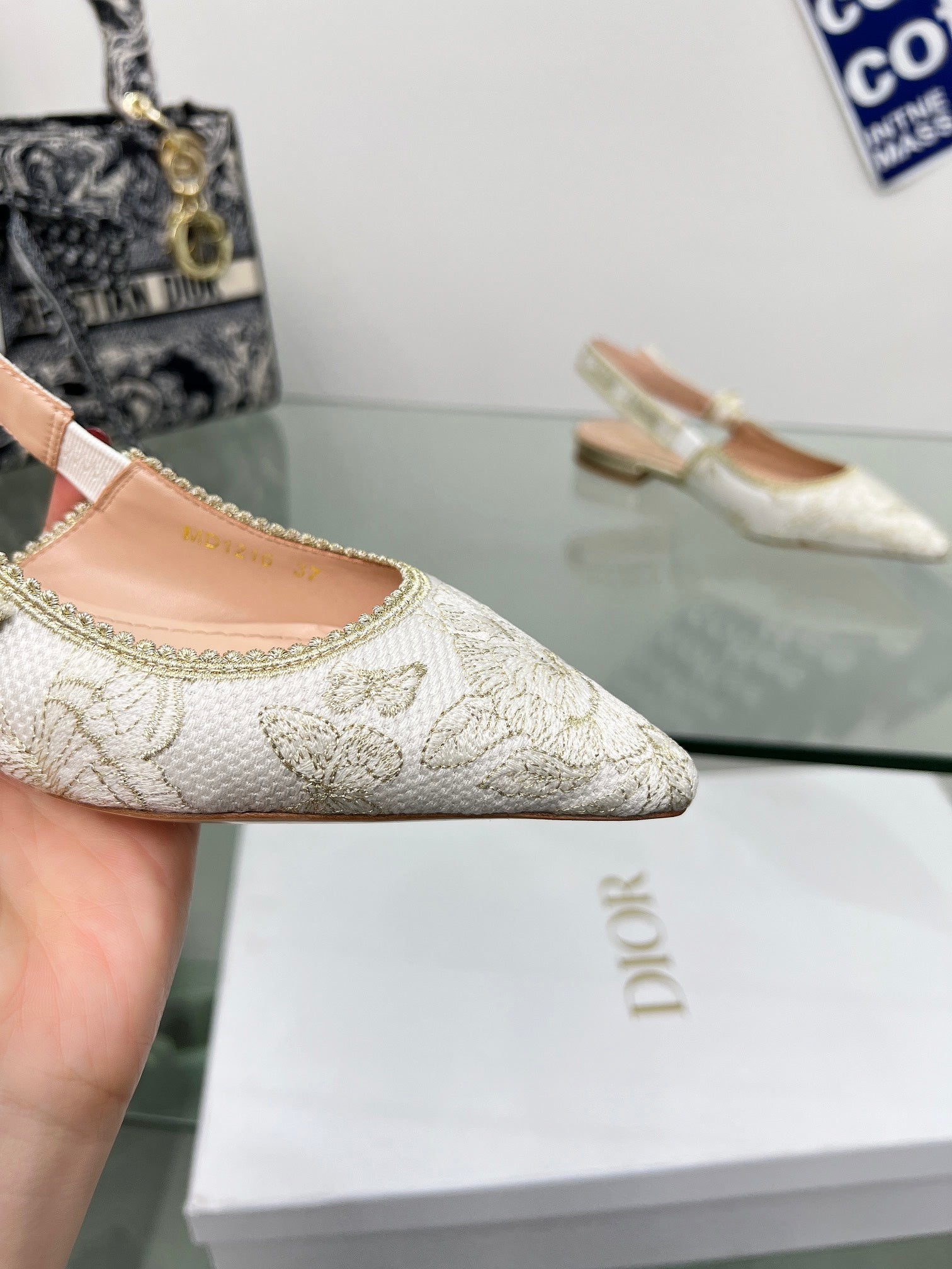 CD 25 Slingback Pump Cream Transparent Mesh