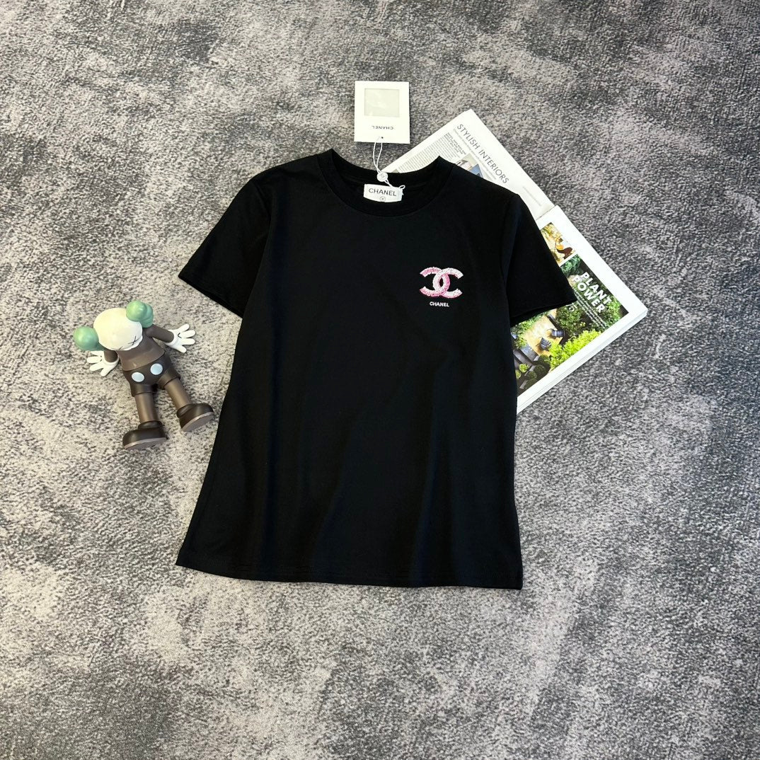Chanel 2026 T-shirt White Black Yellow Blue Cotton 359098 – ModenGlanz