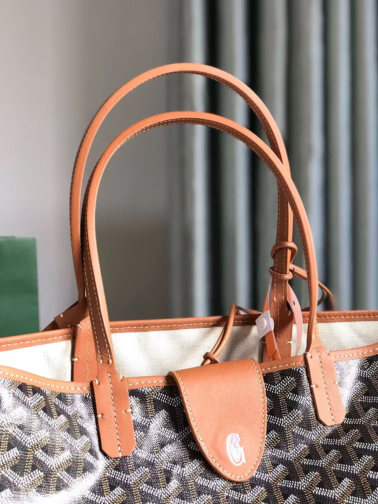 SAINT LOUIS PM 34 IN BLACK GOYARDINE CANVAS AND TAN CALFSKIN