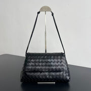 Bottga Veneta 2026 Giorno Bag 33cm Black Leather