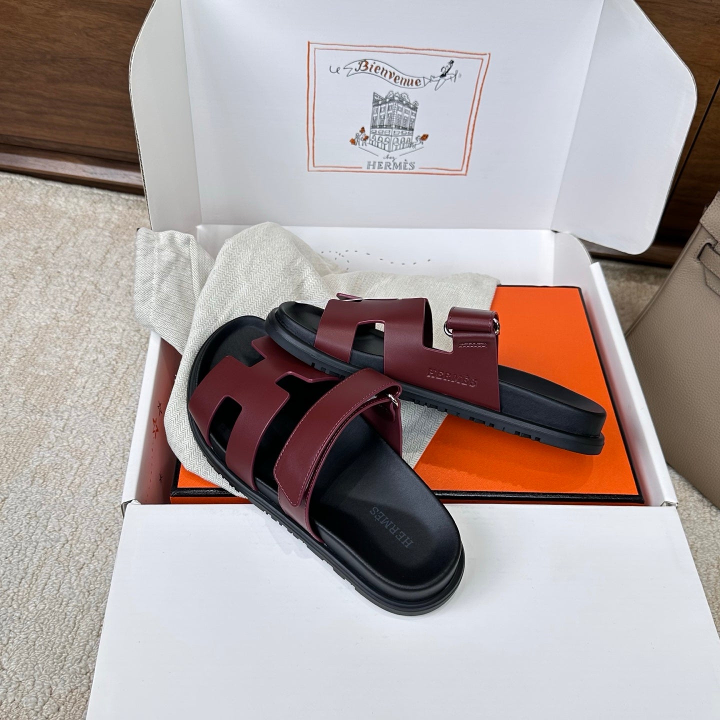 Hermes 2026 Chypre Sandal Burgundy mix Black Calfskin 862404