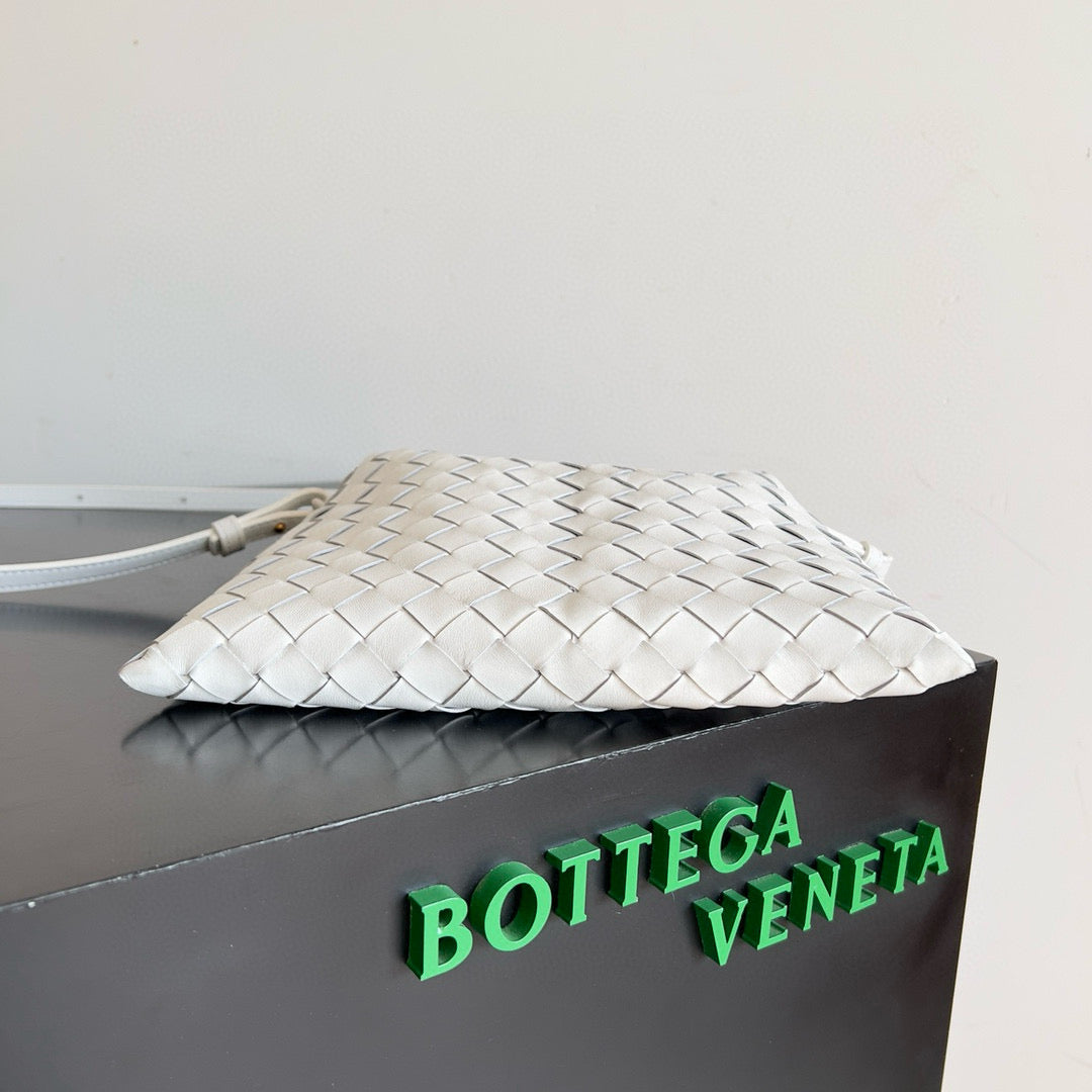 BV Mini Hop White Calfskin