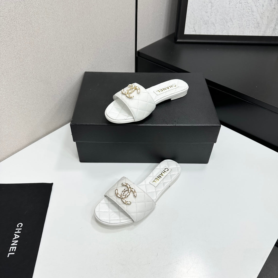 Chanel 2026 Double C Quilted Sandal Tweed Lambskin 894808