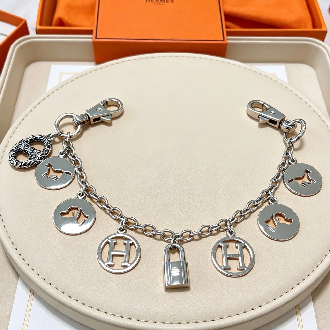 Hermes Breloque Olga Silver Metal