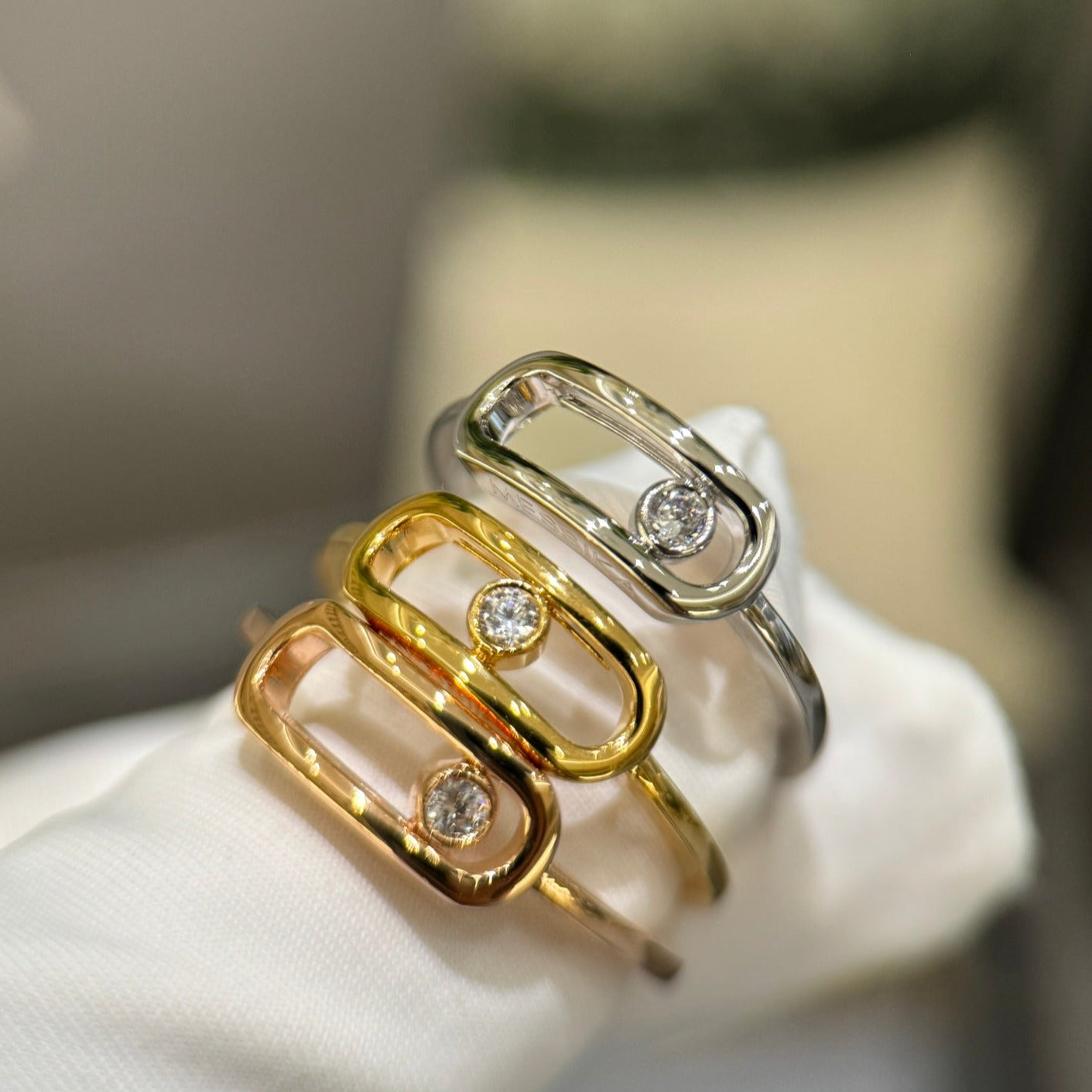 MOVE UNO 1 DIAMOND RING