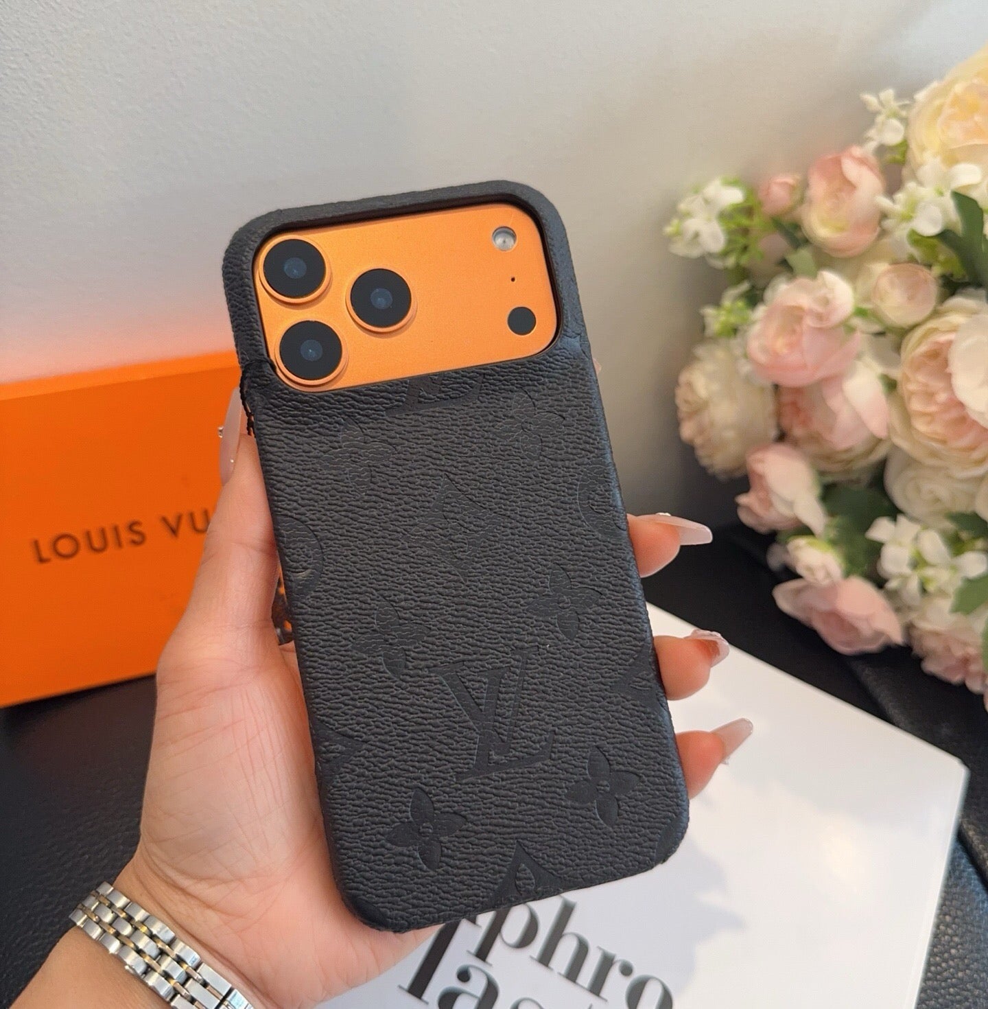 Louis Vuitton Phone Case with Logo Charm 393897