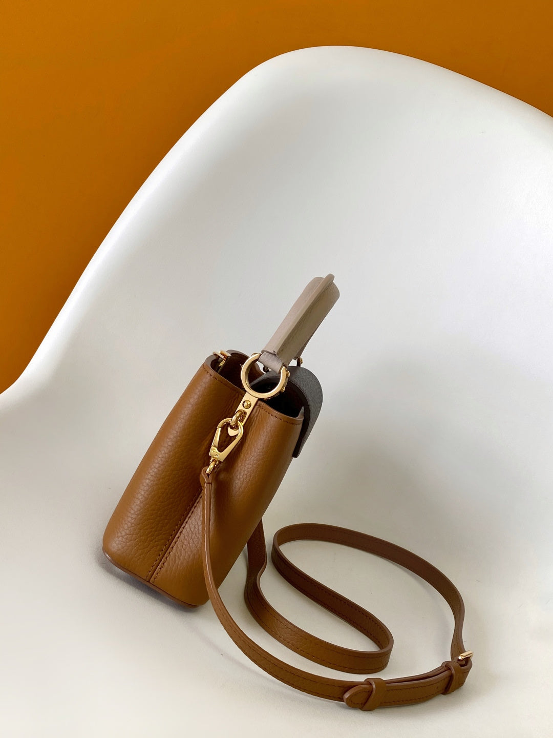 LV 2026 Capucines Bag Brown Taurillon Cowhide Leather 281638