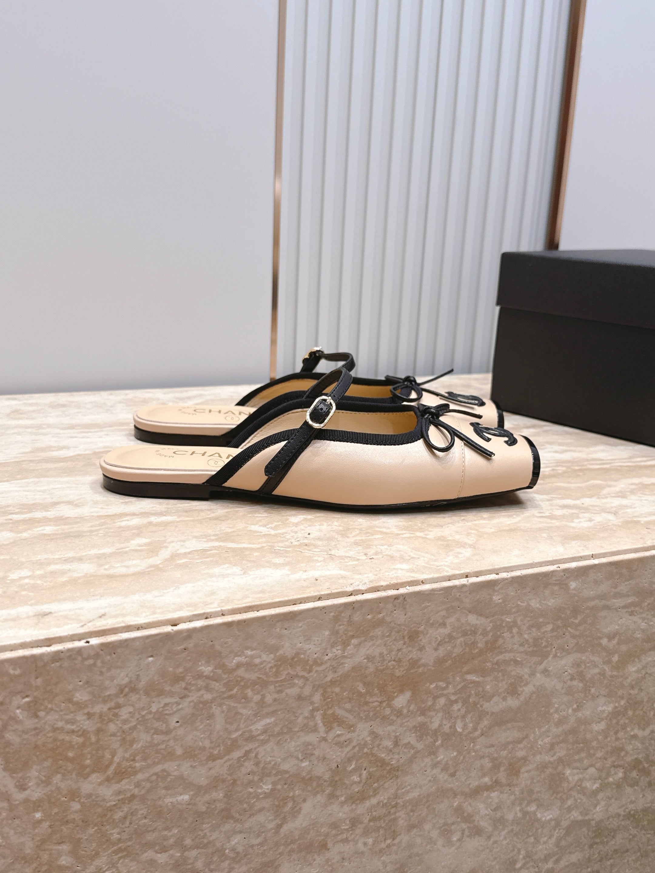 Channel 2026 Mulle 10mm Calfskin 899072