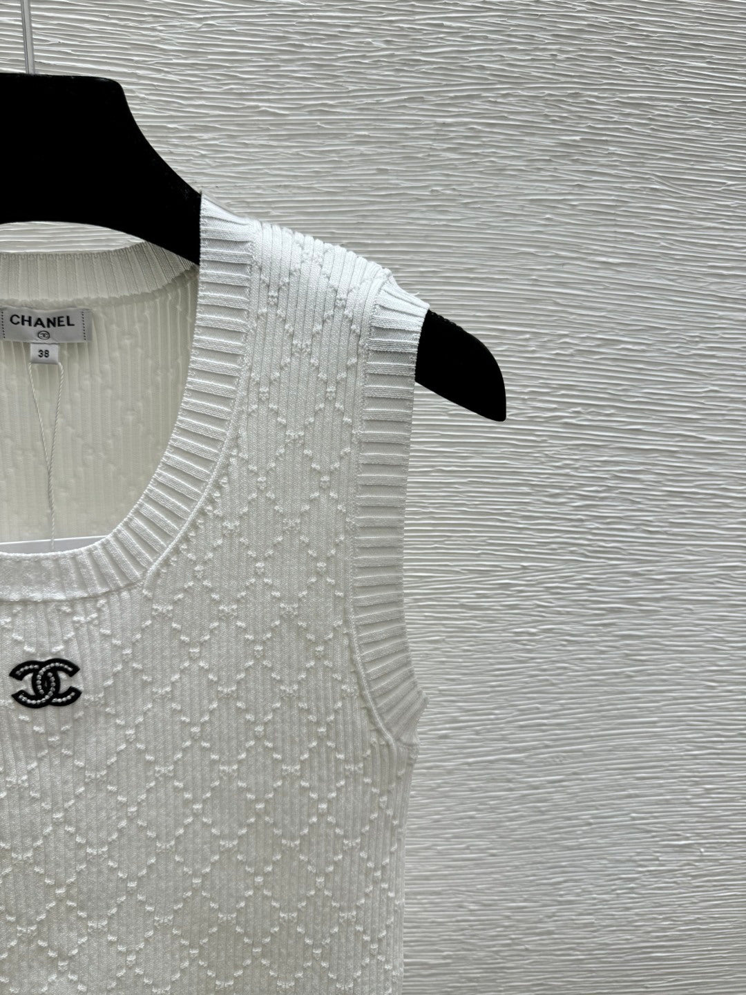 Chanel 2026 Round Neck Knitted Vest Viscose Polyamide 170631