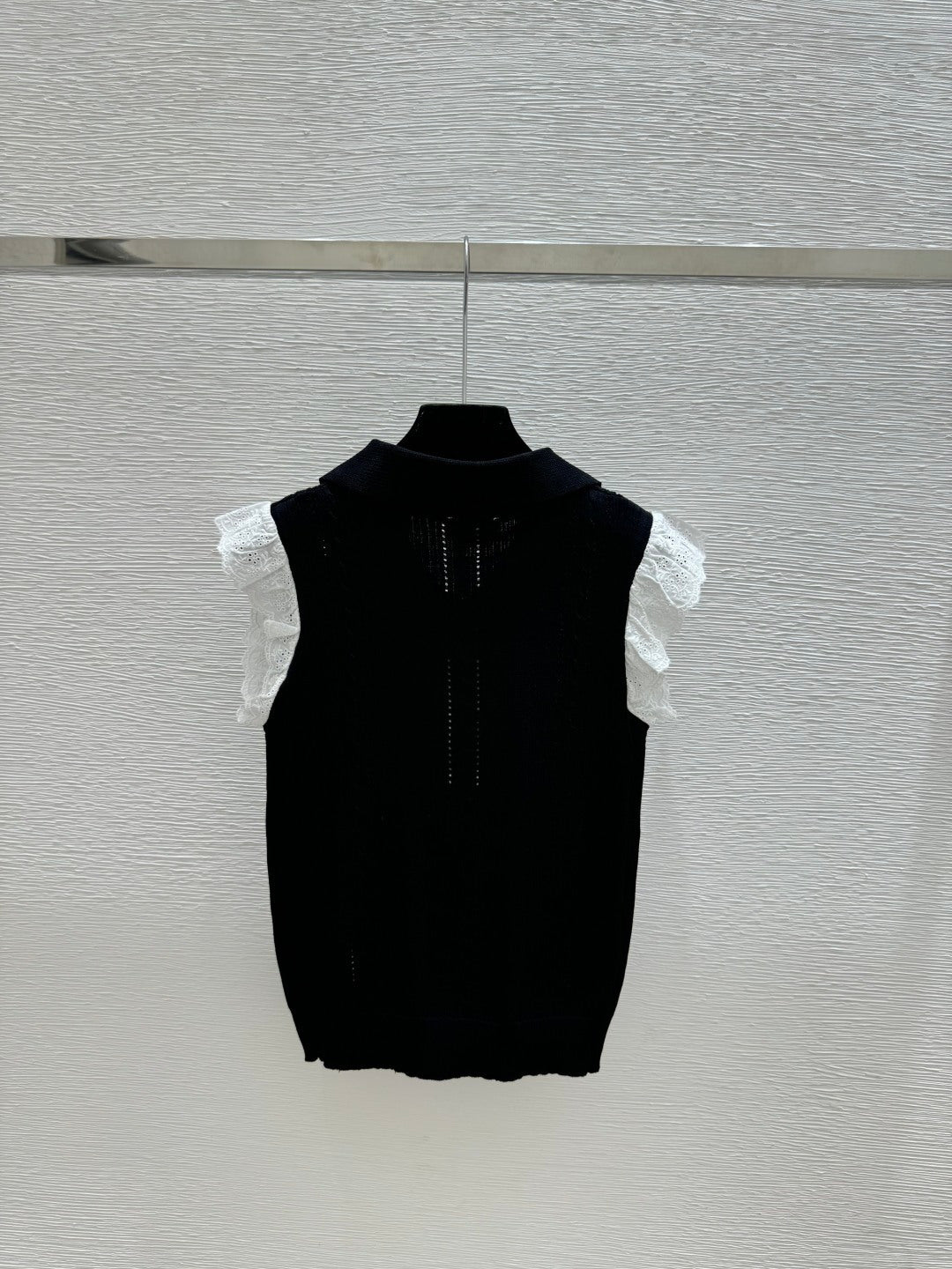 Miumiu 2026 Collar Knitted Vest Black and White Wool 227566