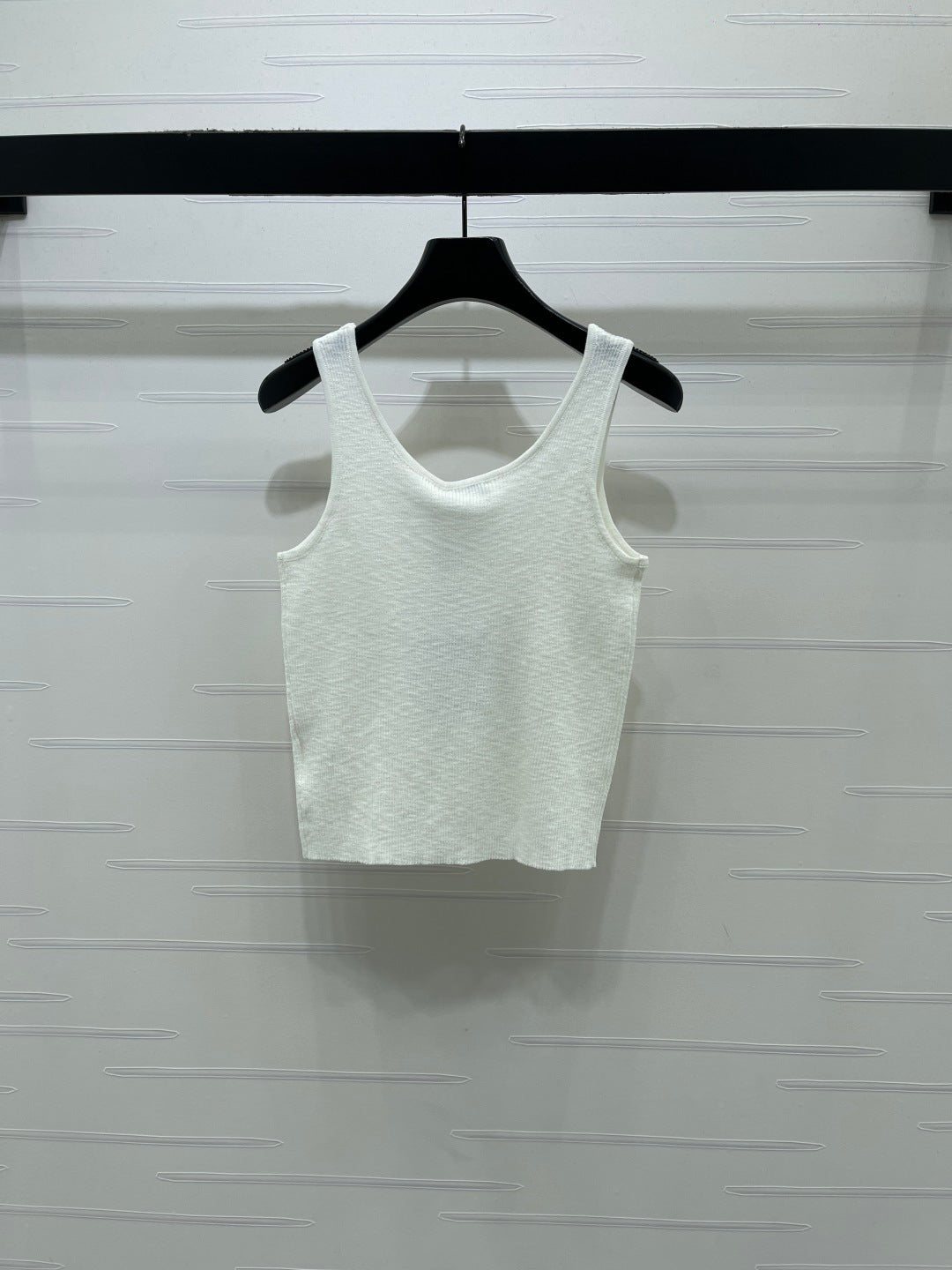 Chanel 2026 Rhinestone Pocket Vest White Tencel Wool 257259