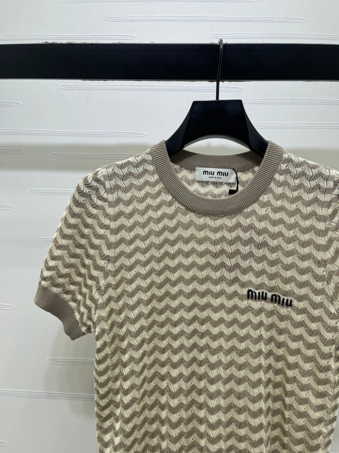 Miumiu 2026 Hollow-out Knit Short-sleeved Top Tencel Cotton 395656