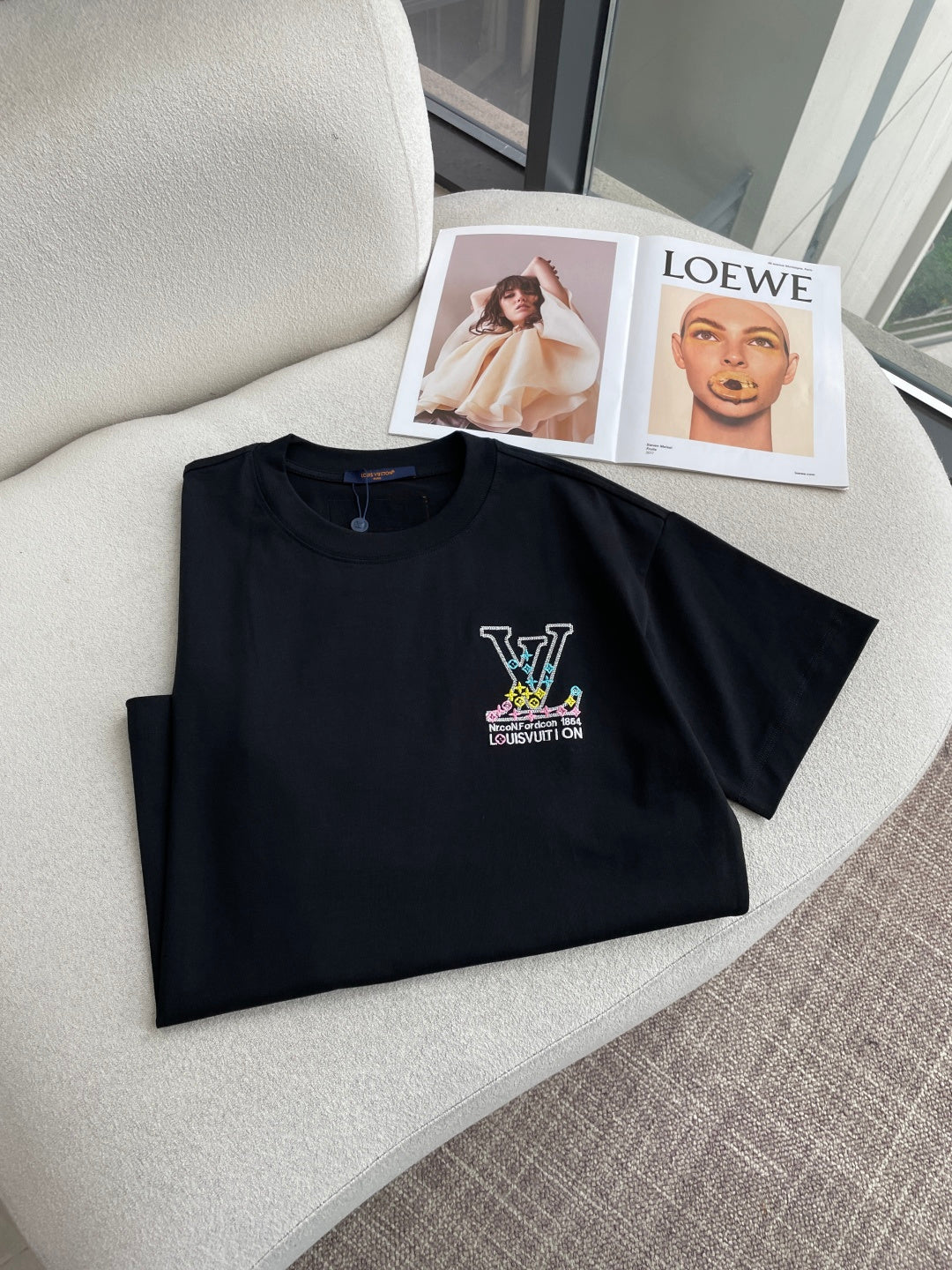 LV 26A Short-Sleeve T-Shirt Oversized Multicolor Cotton 405939