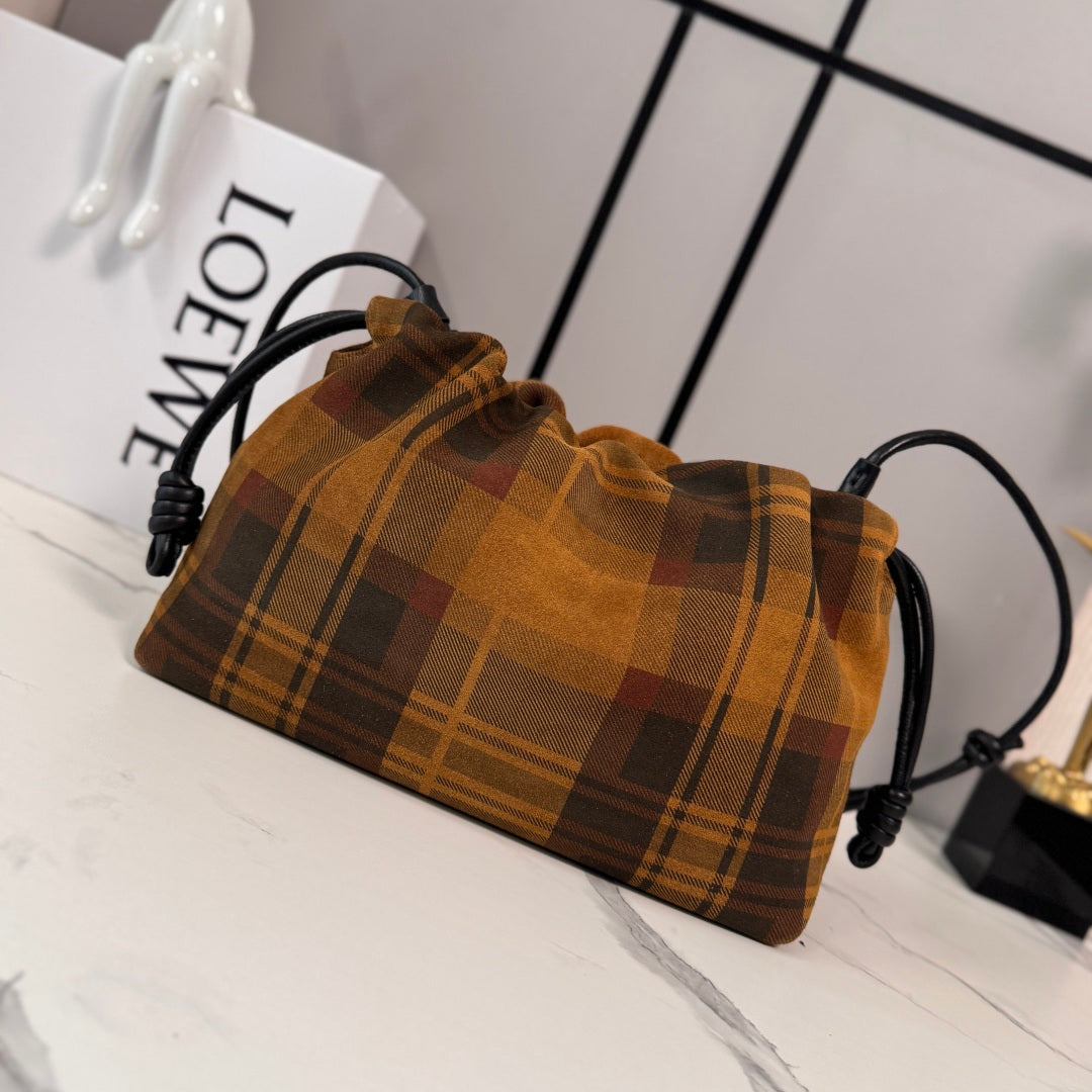 Loewe Flamenco Clutch Bag 30 Camel Black Suede 280517