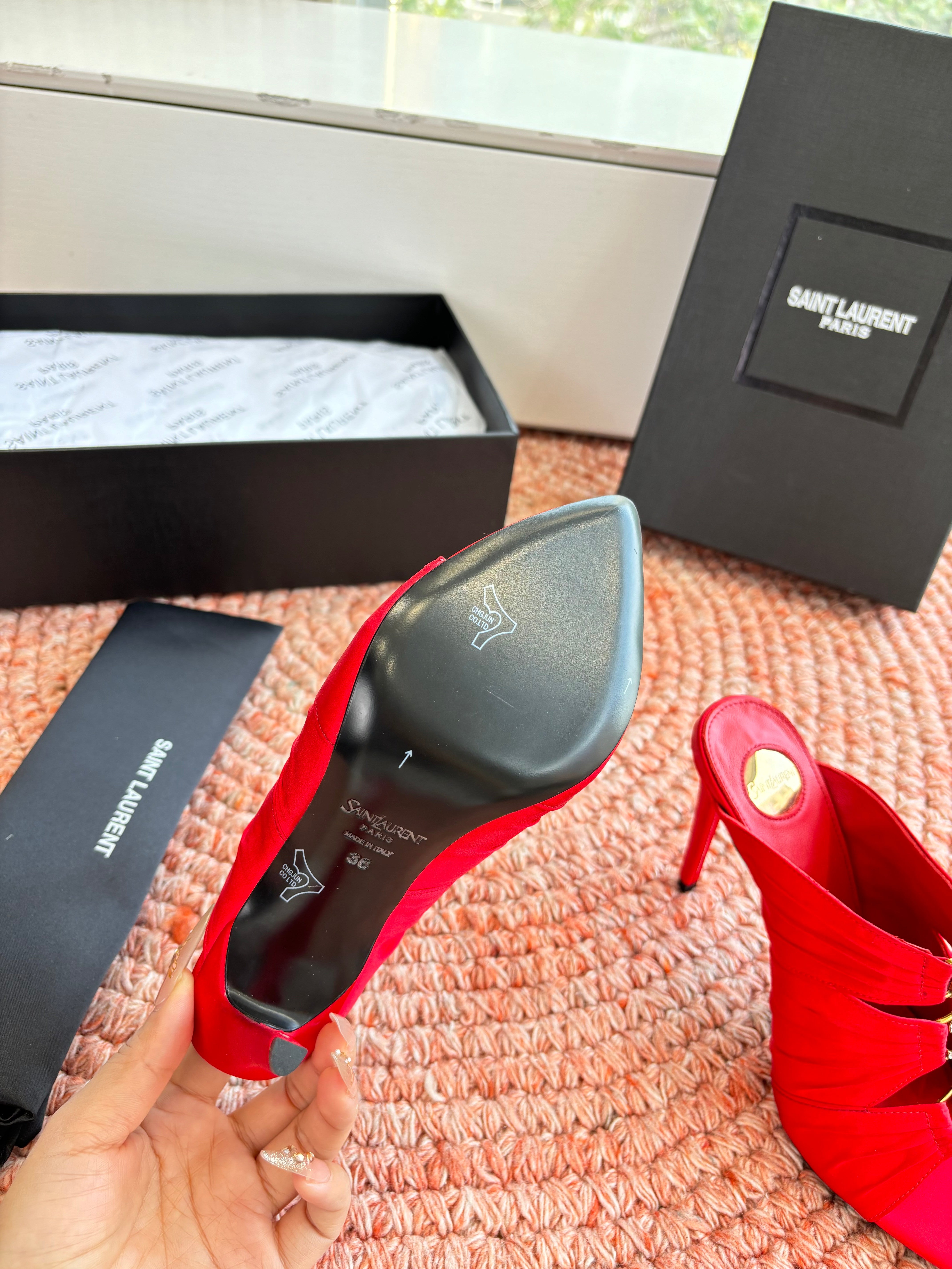 YSL 26ss Pointed High Heels Sandals 110 Red Silk Leather 648790