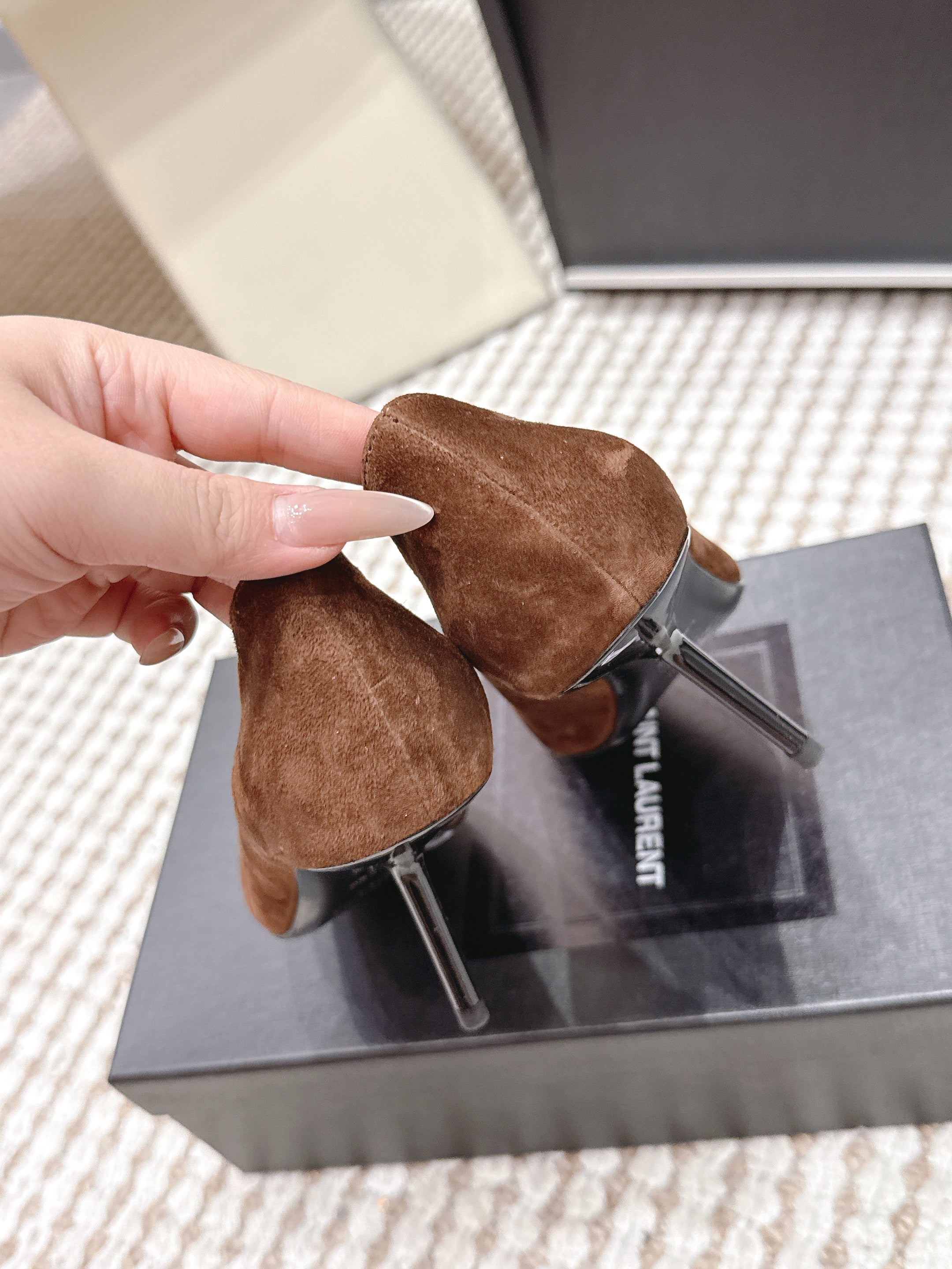 YSL 26ss High Heel Pumps 75 Brown Suede 654700