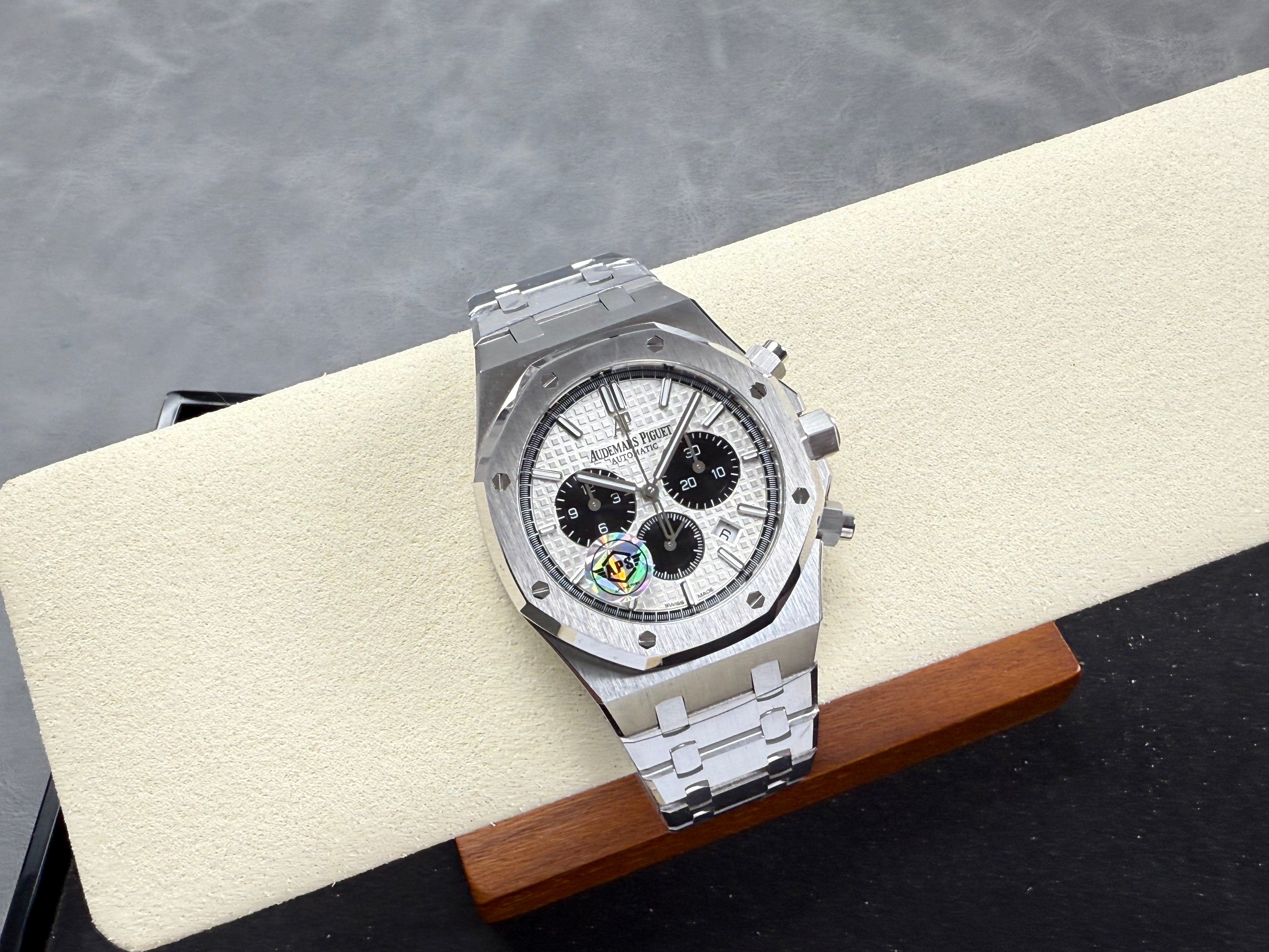 Audemars Piguet Royal Oak Chronograph 41mm Panda Dial