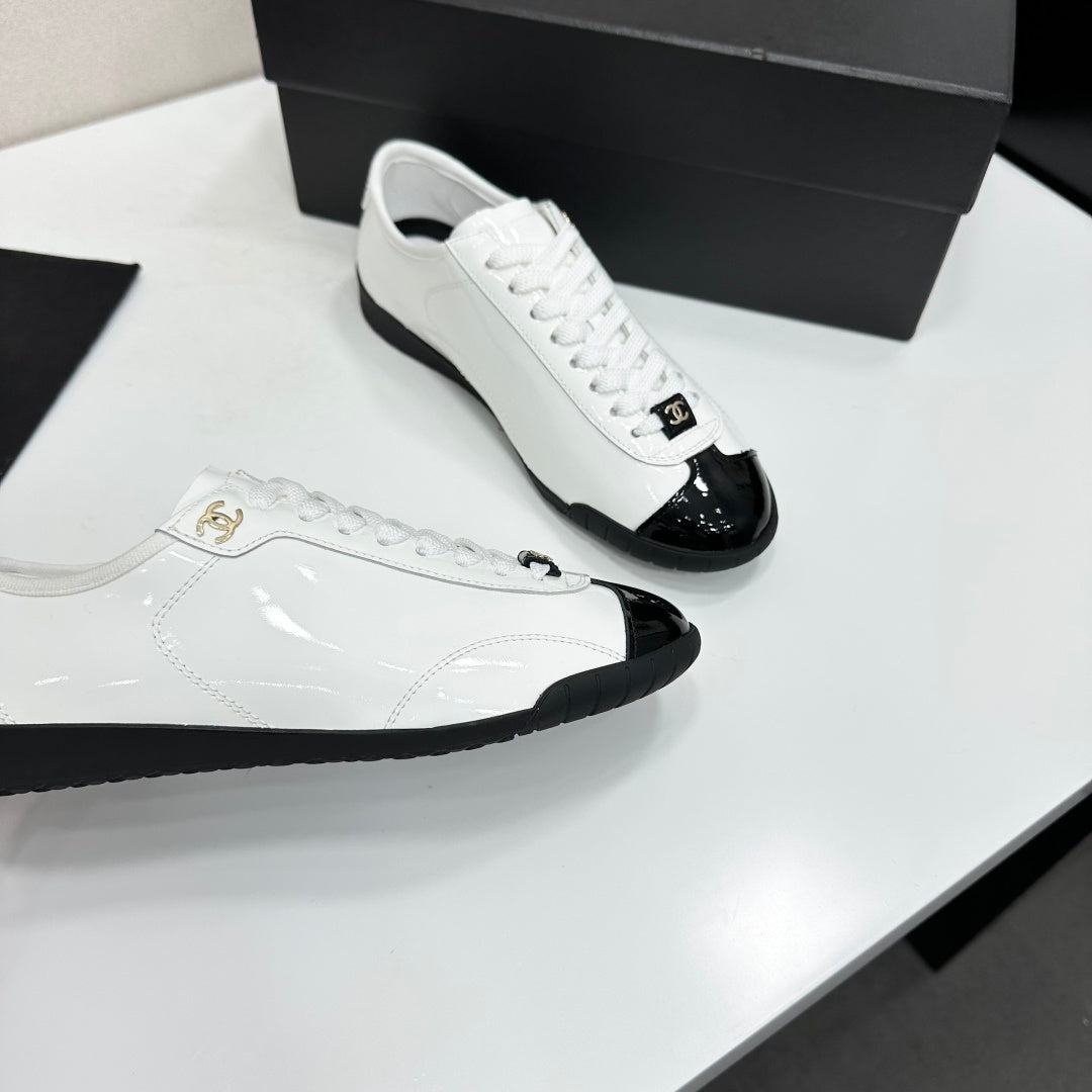 Chanel 2026 Sneakers Calfskin 926249