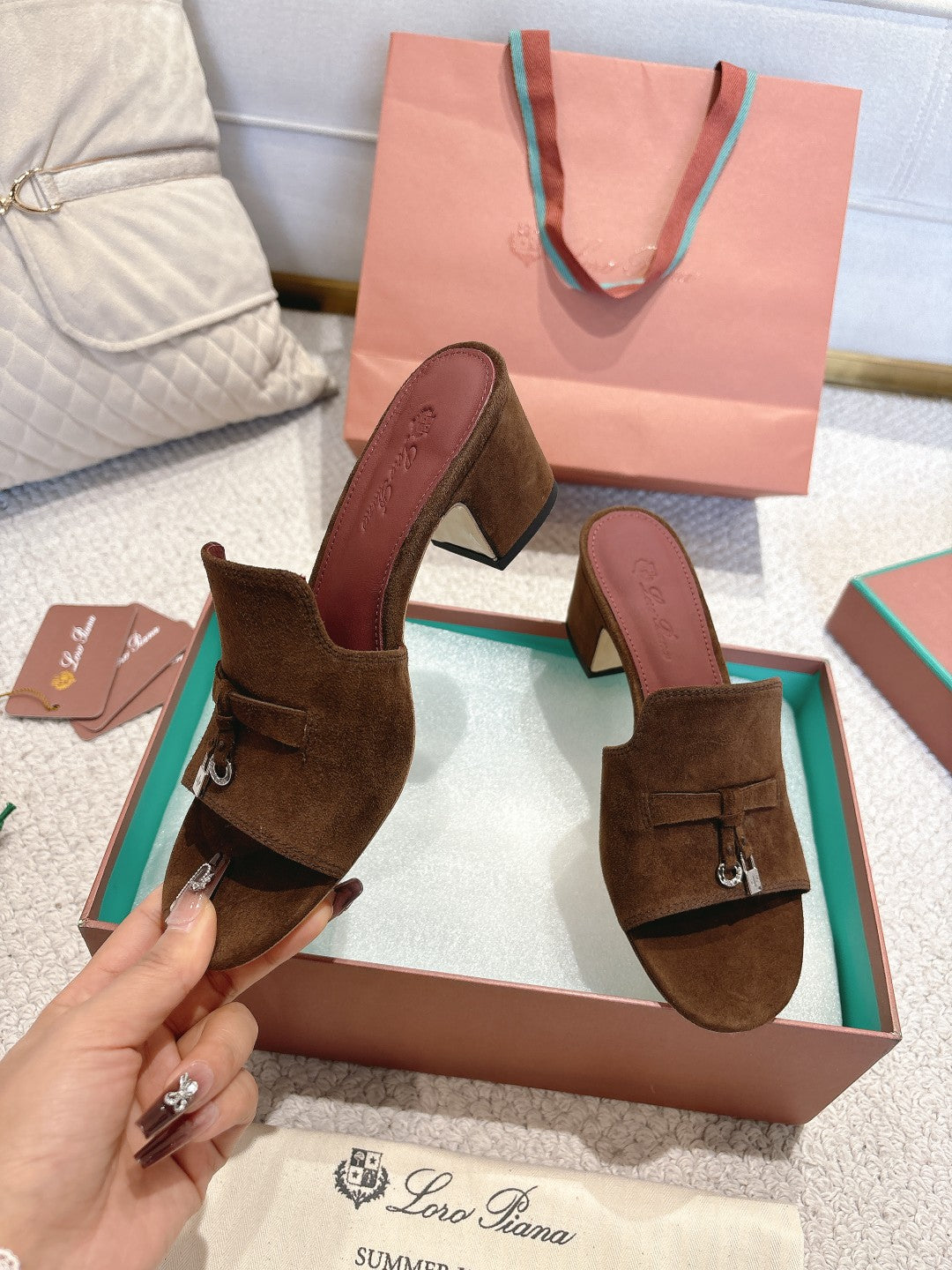 LP 25 Summer Charm Sandal 55 Dark Brown Suede