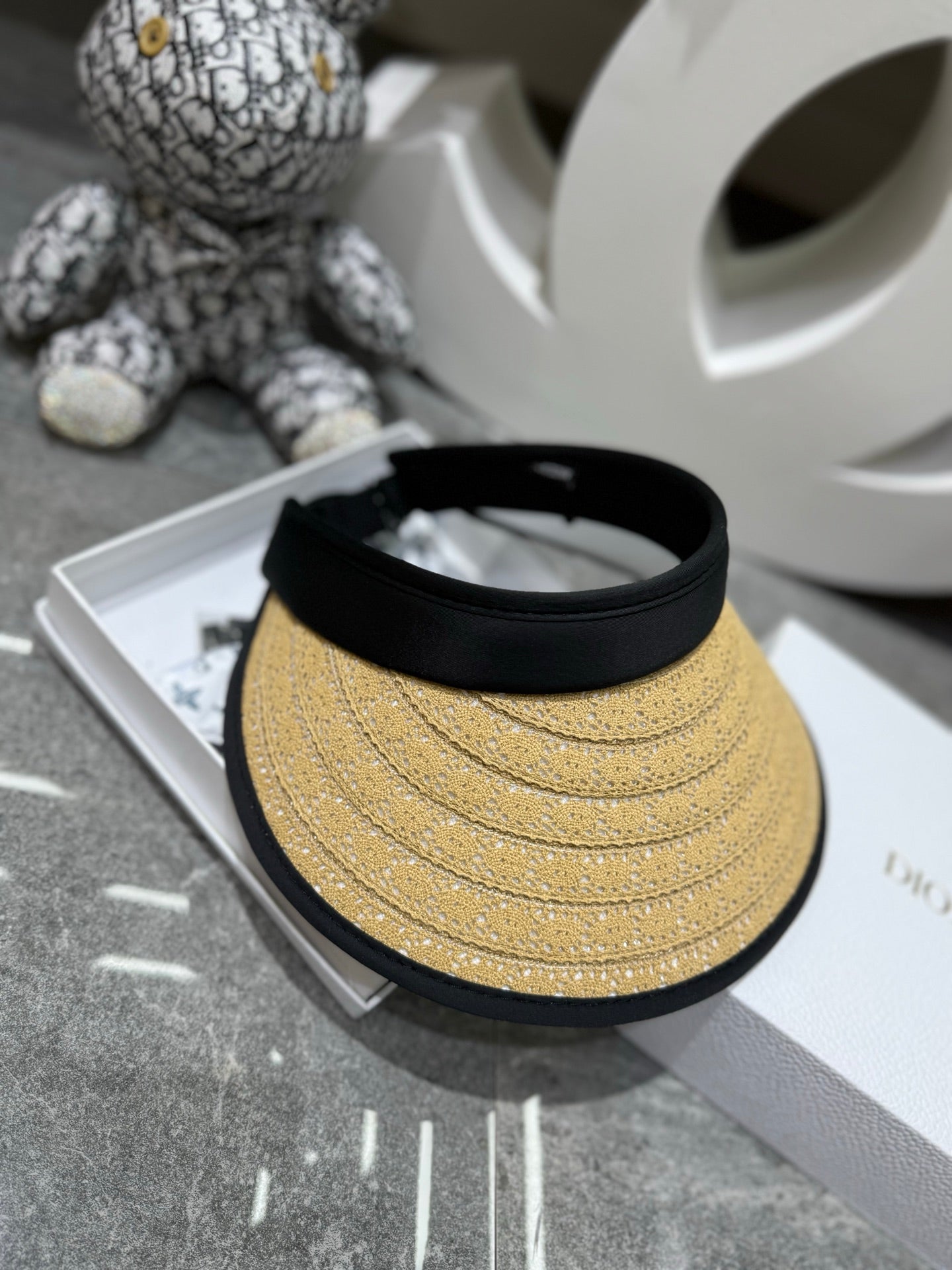 Chanel Open-top Cap With Straw Brim 280794