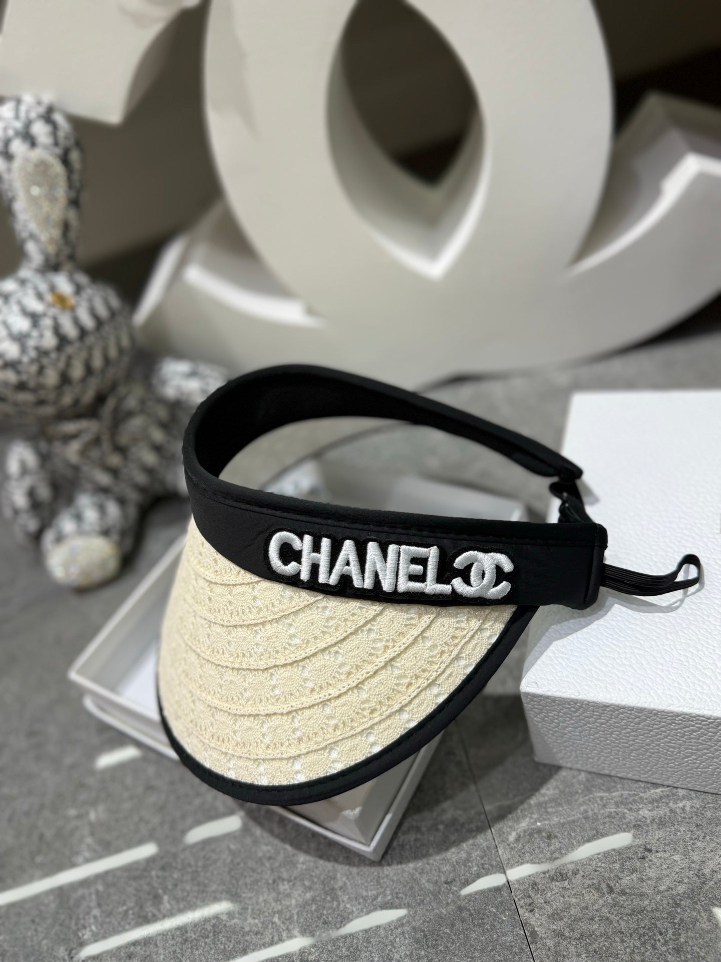 Chanel Open-top Cap With Straw Brim 280794