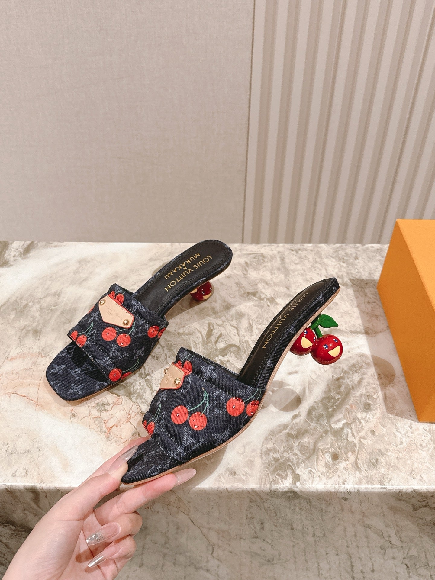 LV 26ss Slippers 45 Navy Blue Denim Leather 656923