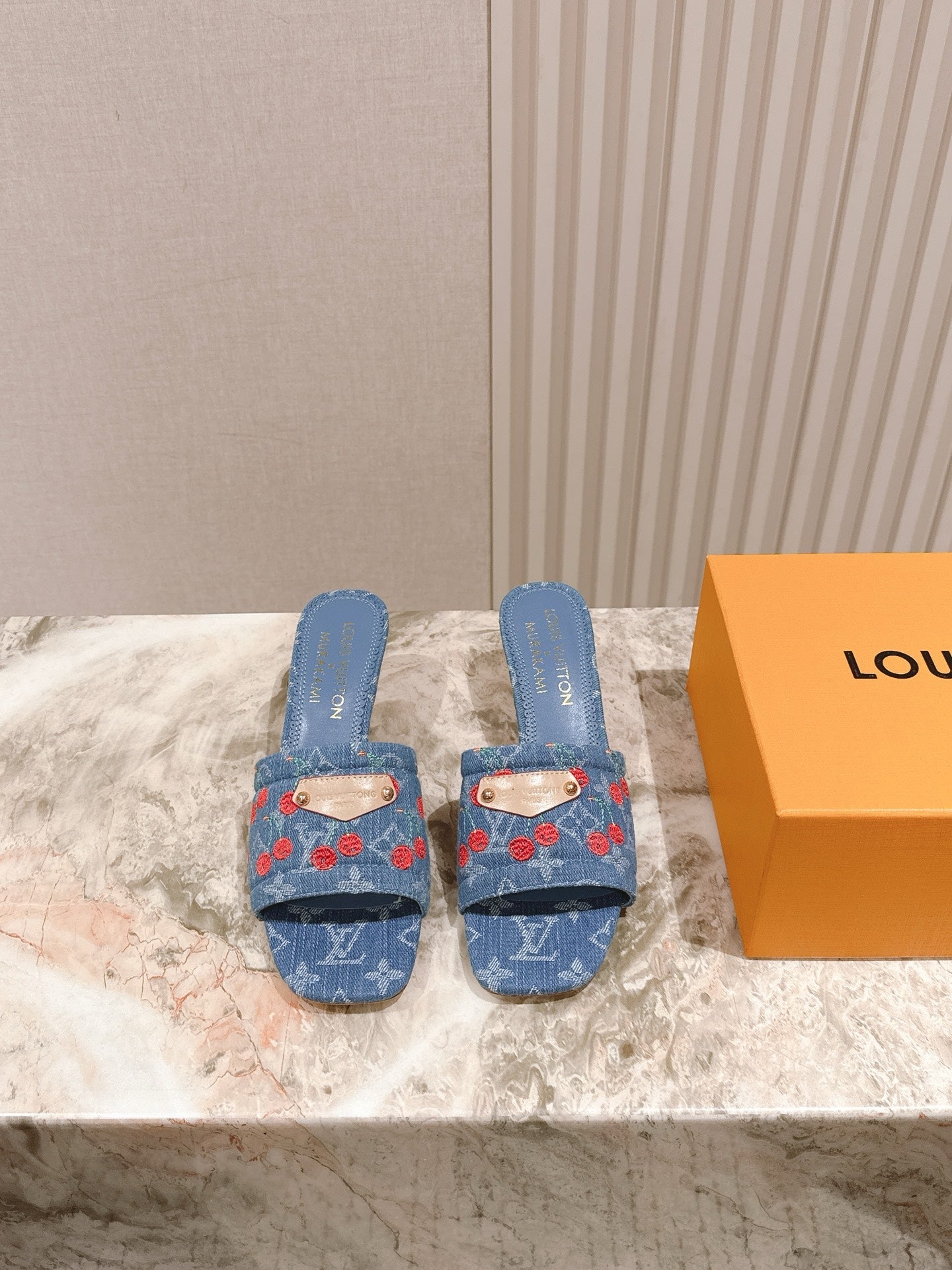LV 26ss Slippers 45 Blue Denim Leather 656924
