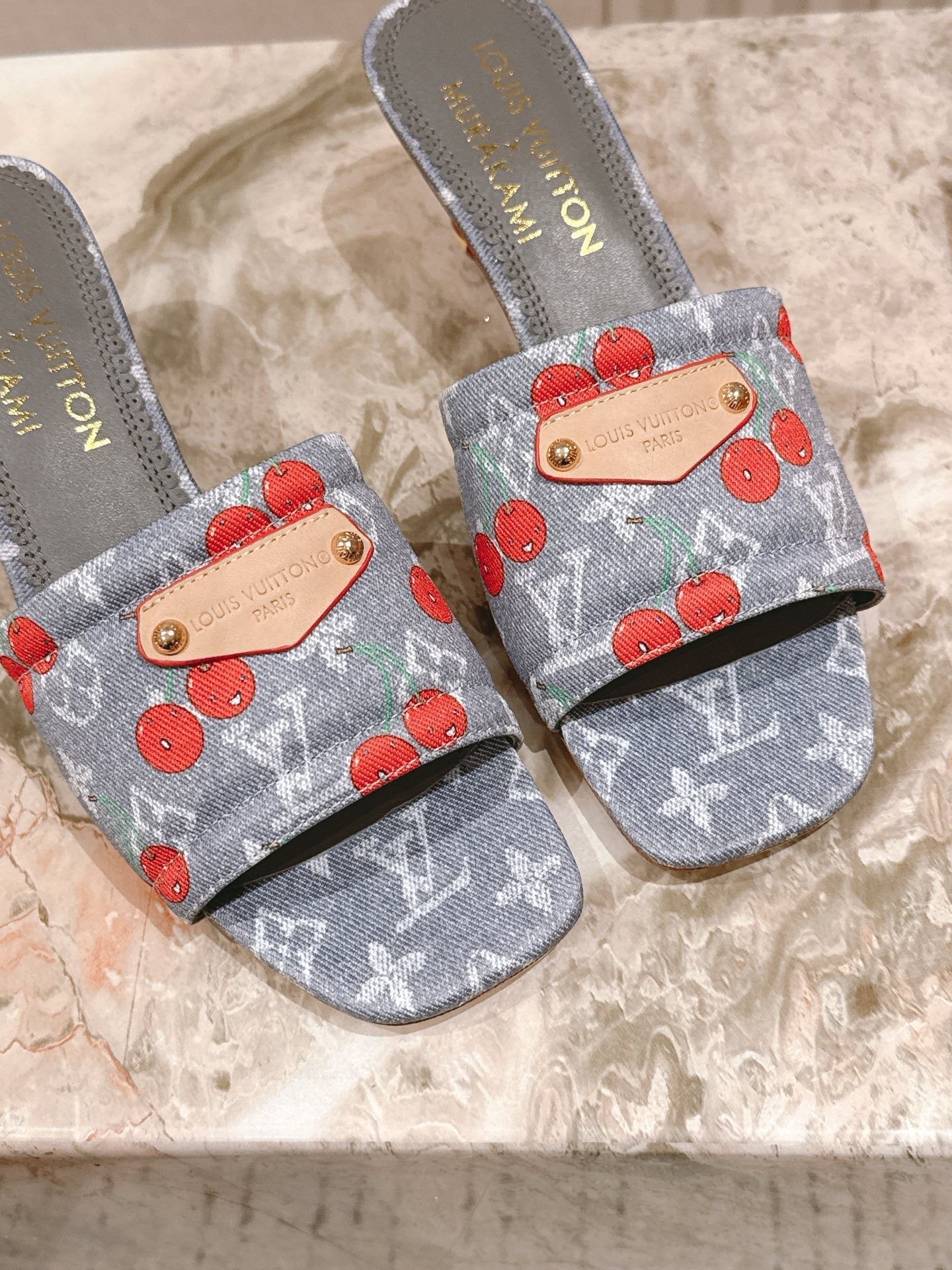 LV 26ss Slippers 45 Gray Denim Leather 656925