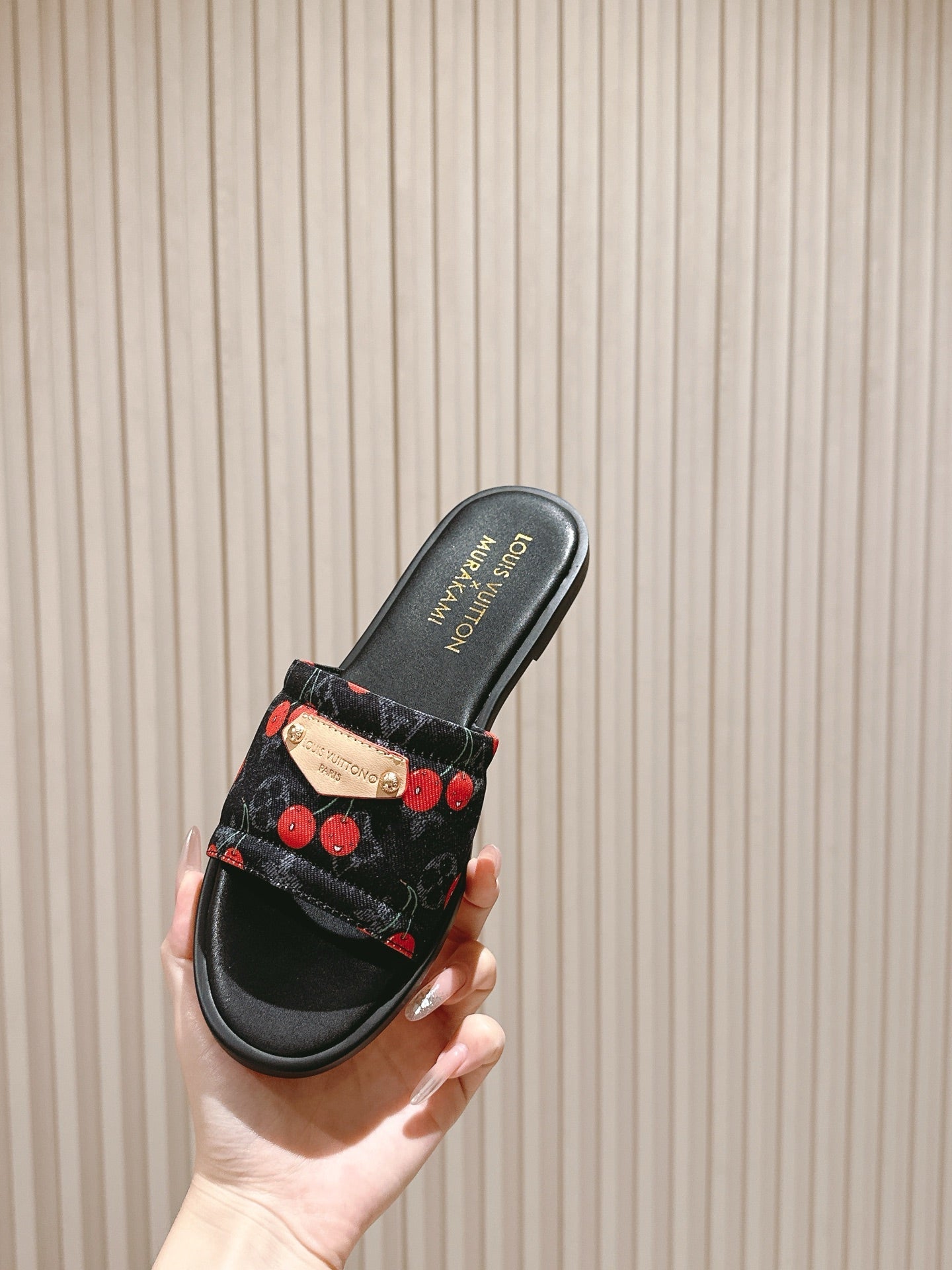 LV 26ss Slippers Navy Blue Black Red Denim Leather 656929