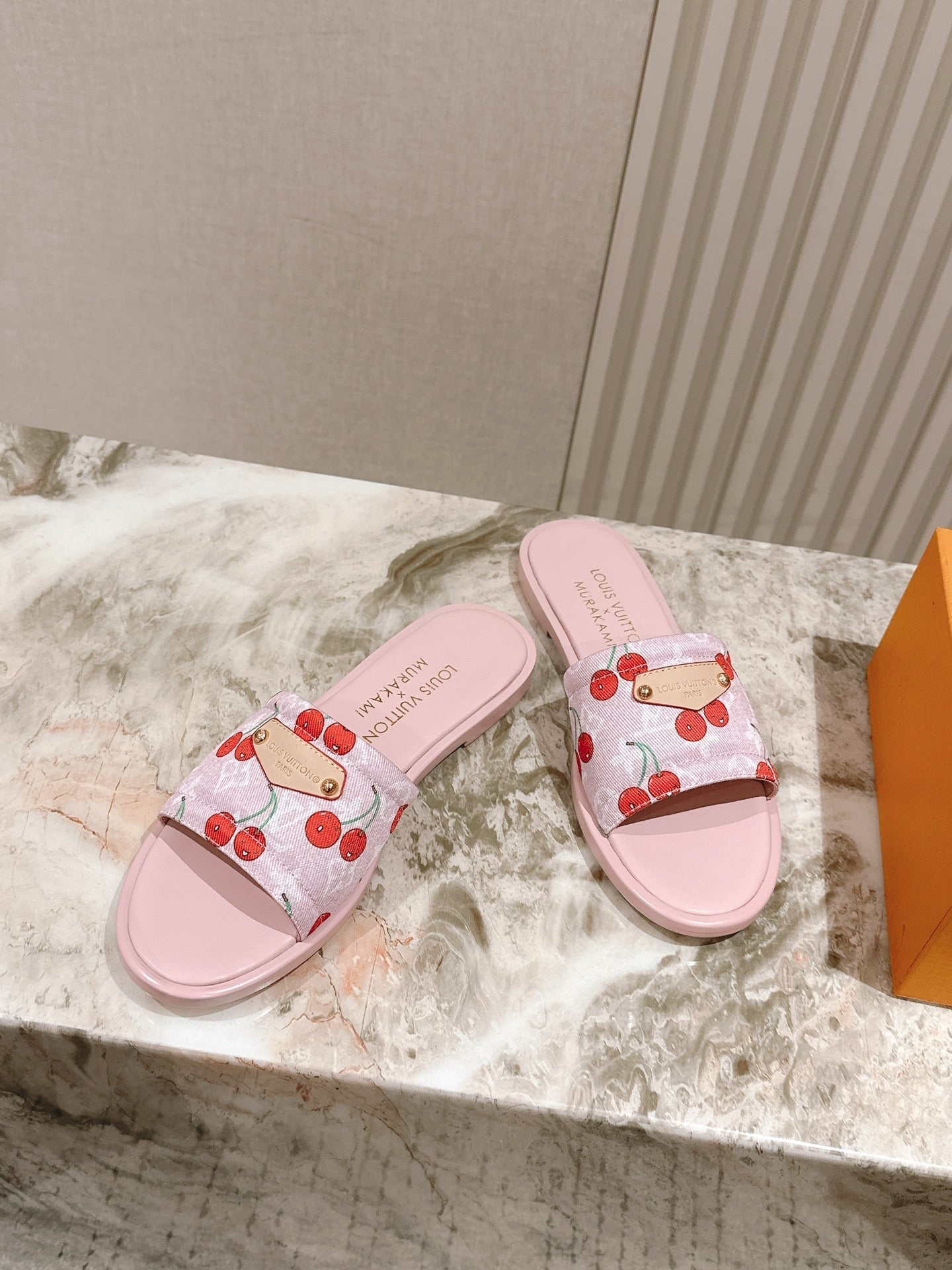 LV 26ss Slippers Light Pink Red Denim Leather 656931