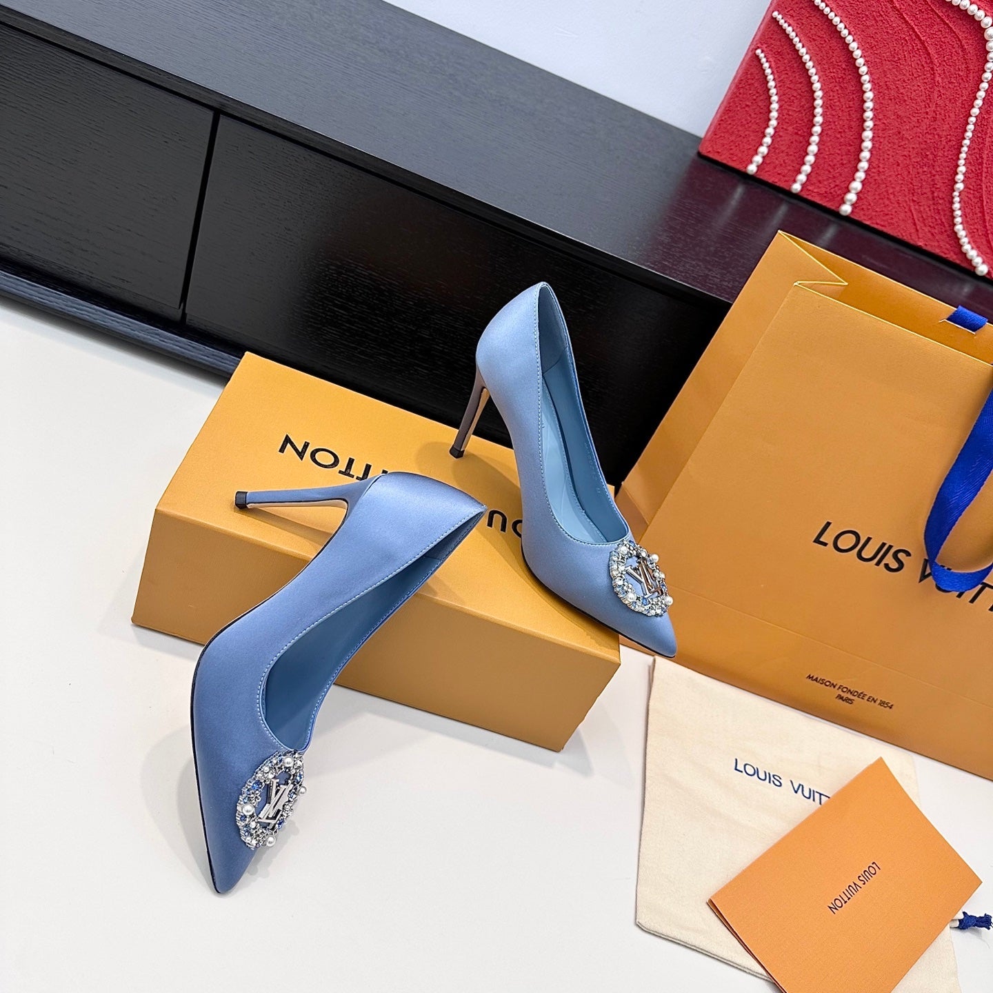LV 26s  Pointed-Toe High Heels 95 Light Blue Premium Satin 622434