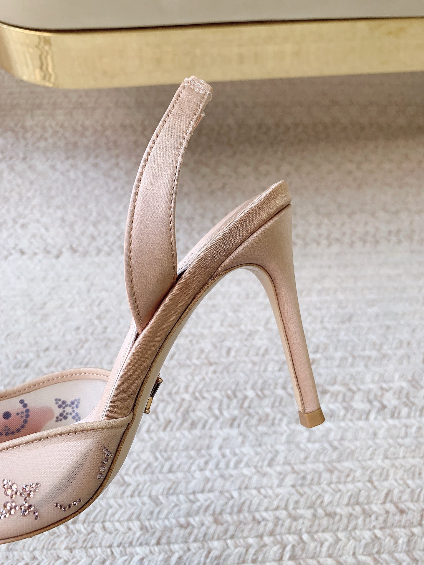 LV 26ss Slingback Beige Mesh Leather 669993