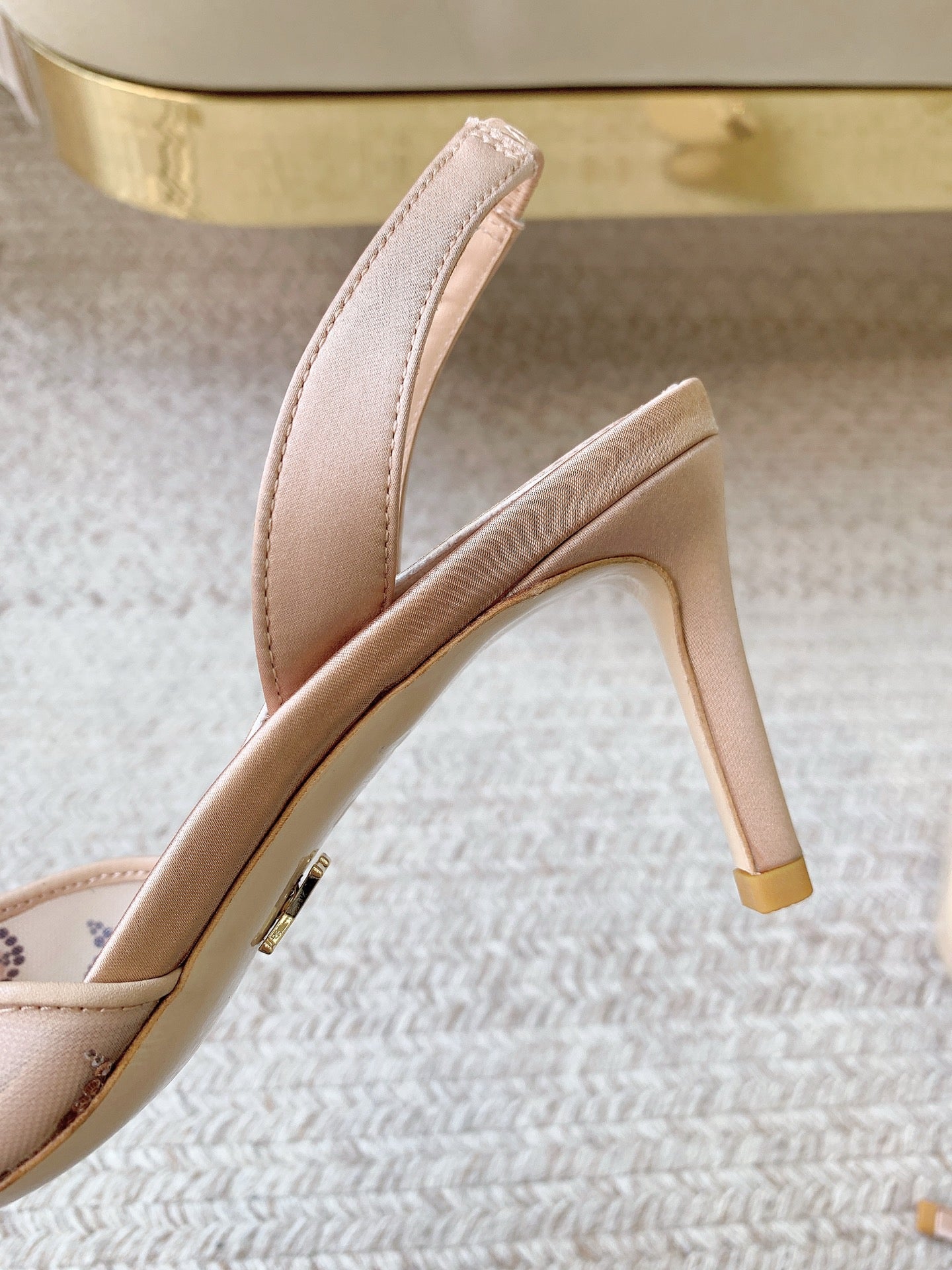 LV 26ss Slingback Beige Mesh Leather 669993