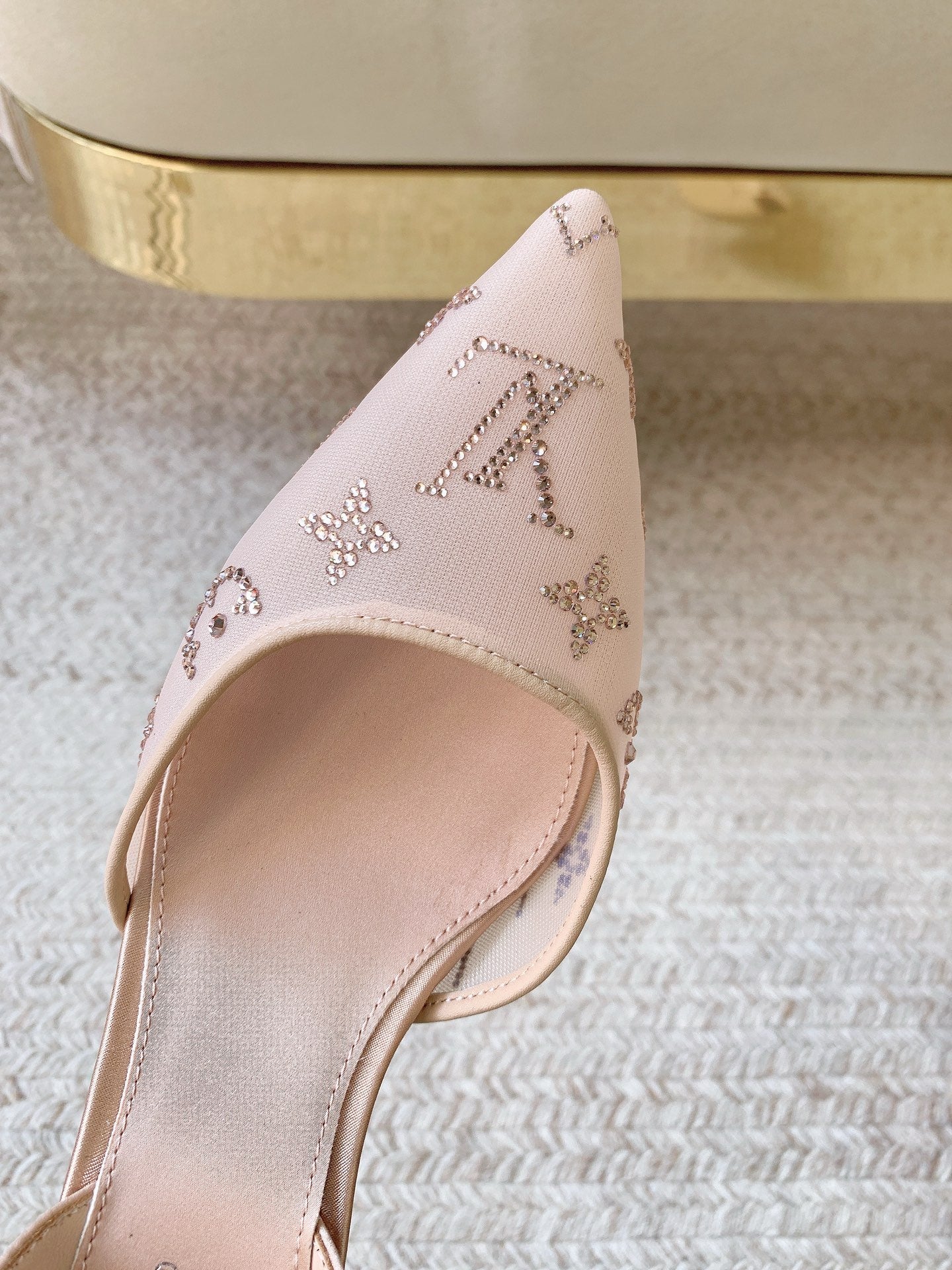 LV 26ss Slingback Beige Mesh Leather 669993
