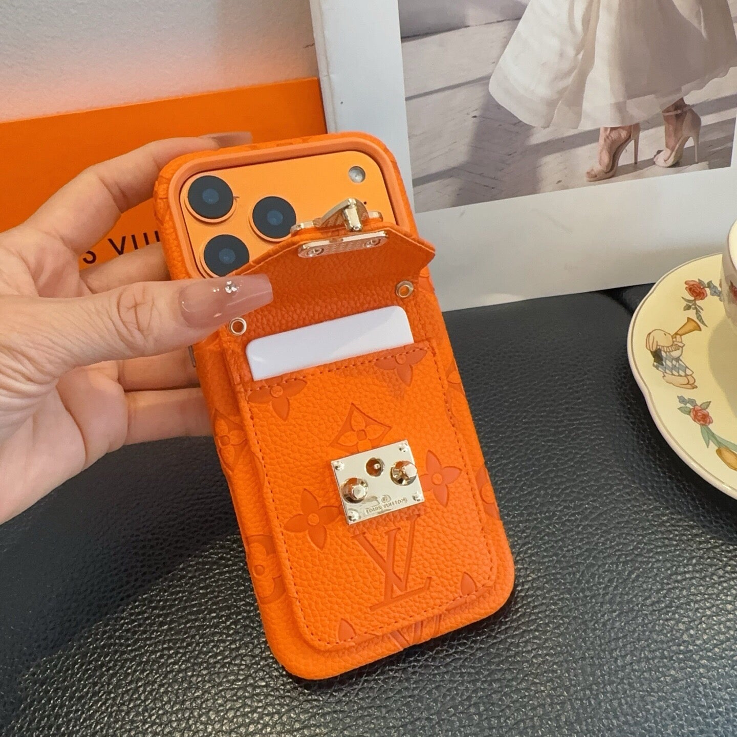 Louis Vuitton Monogram Card Holder Phone Case 400372
