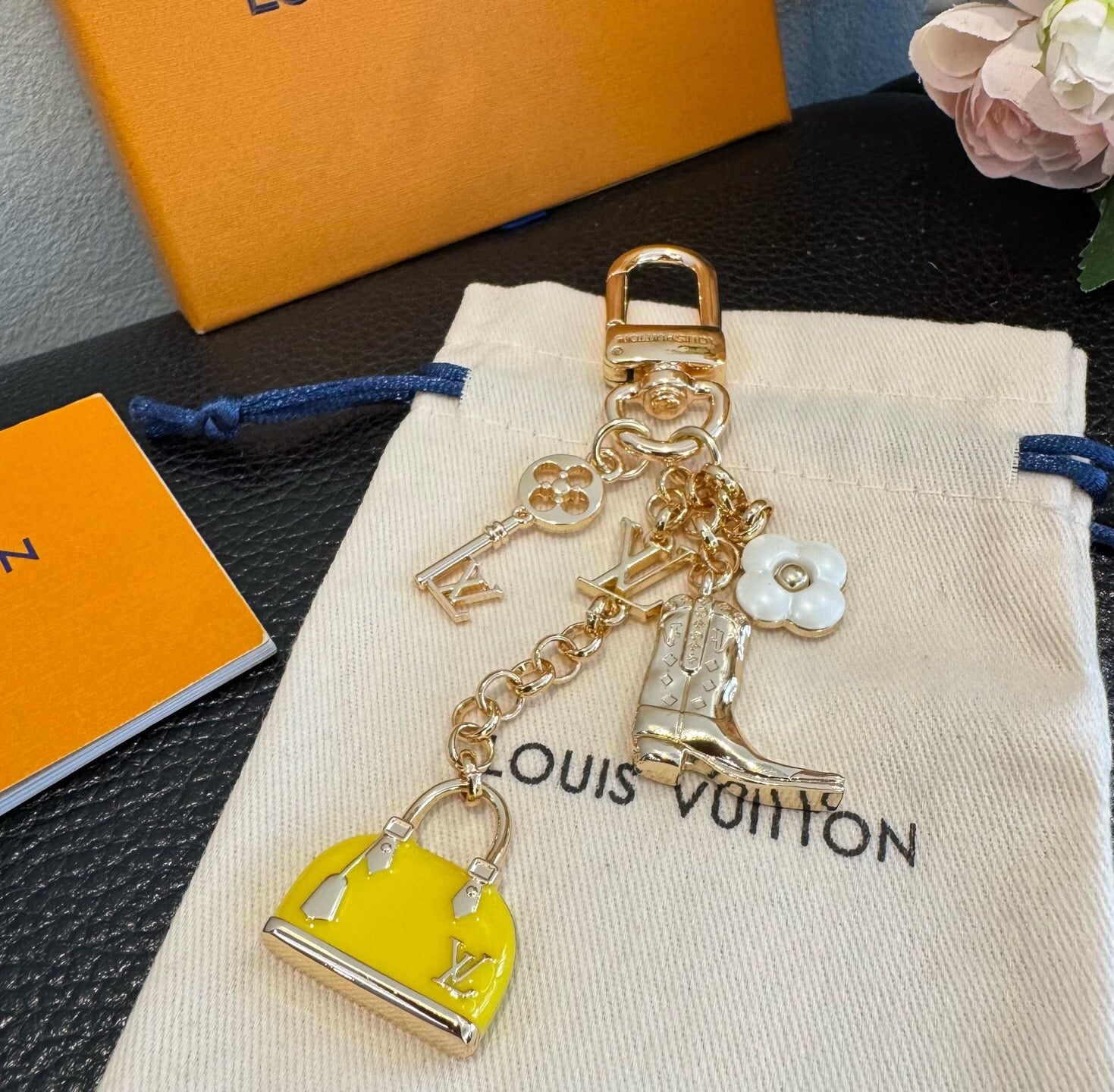 LV Bag Charm 410210