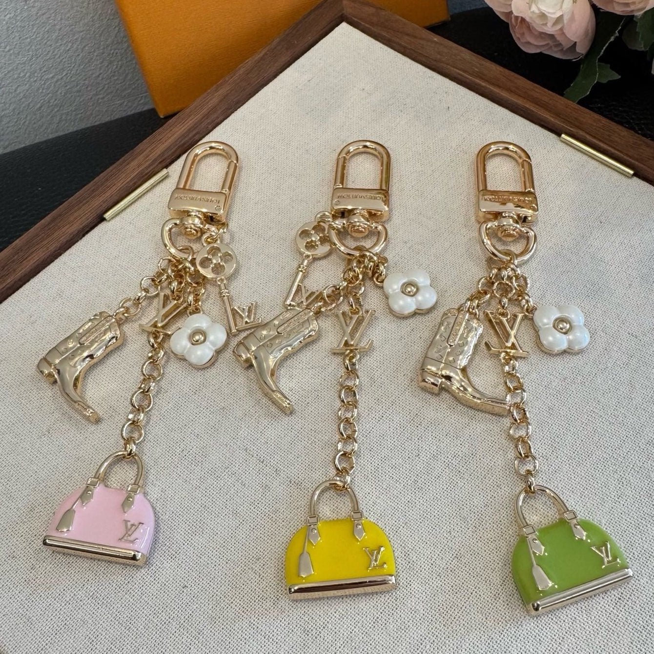 LV Bag Charm 410210