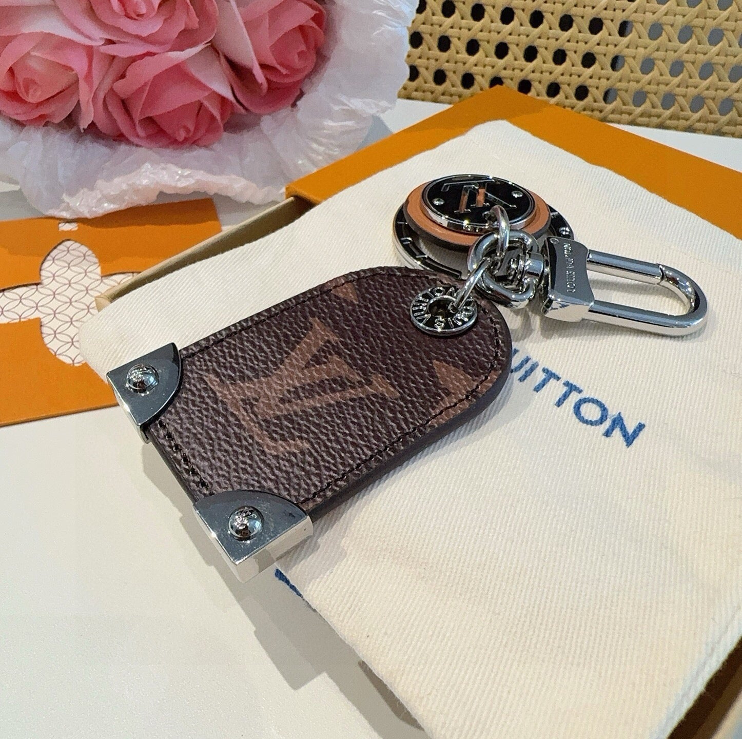 LV  Travel Tag Charm 415617