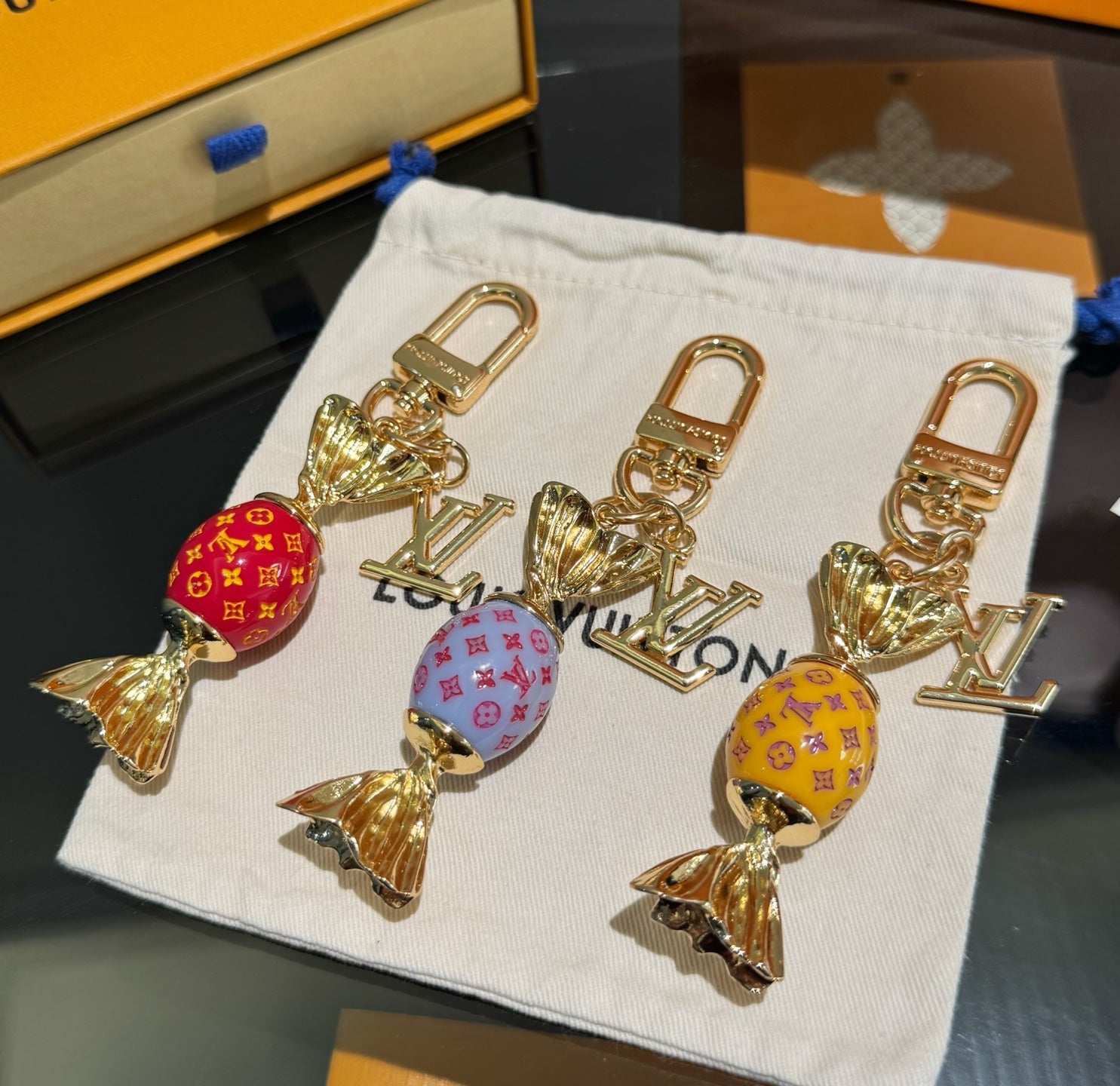 LV Candy-colored Charm 415638