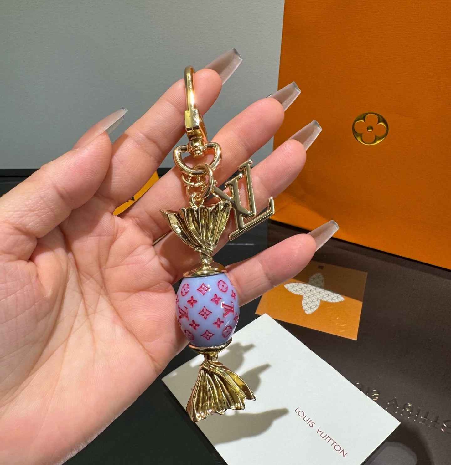 LV Candy-colored Charm 415638