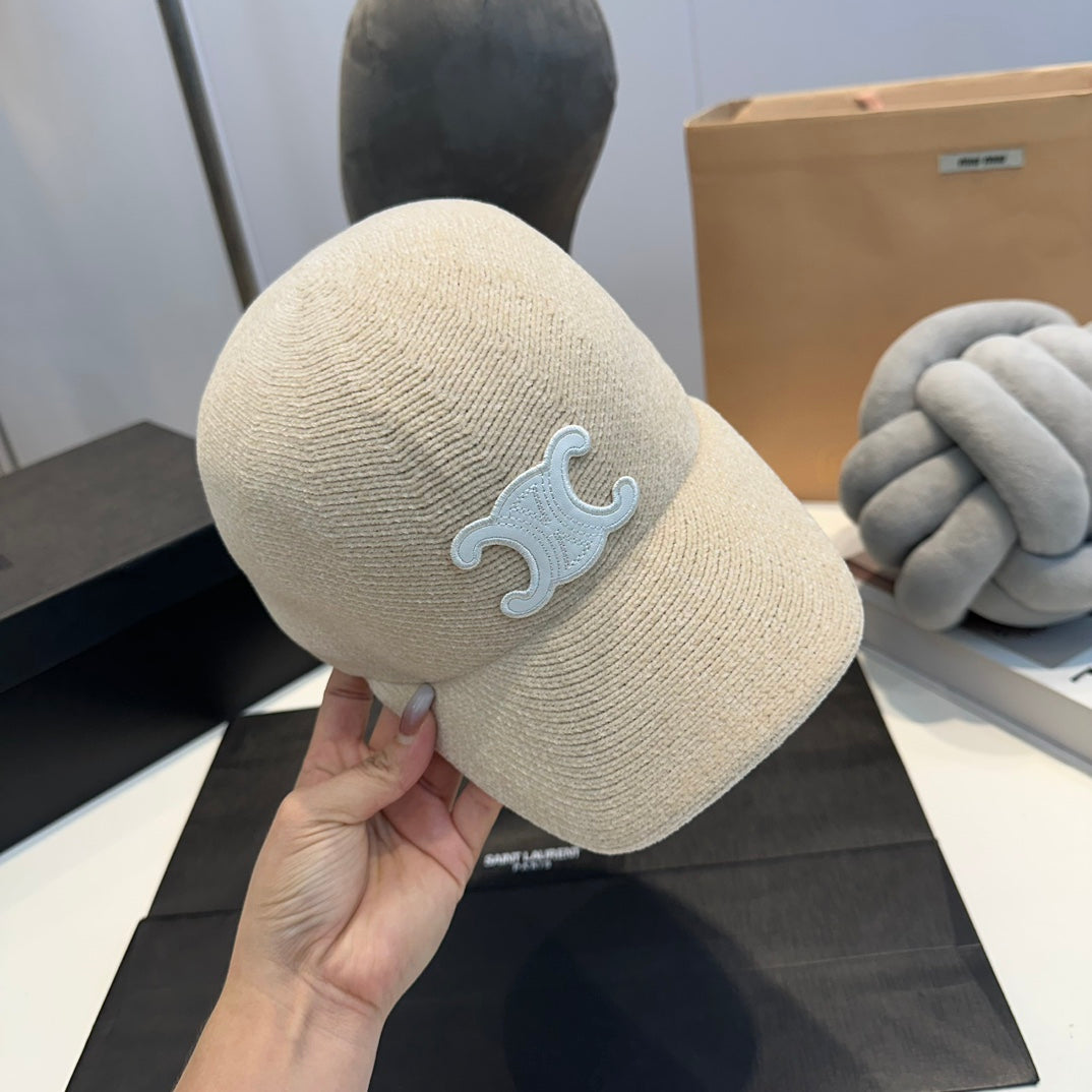Celin Cap Beige Fabric  210470