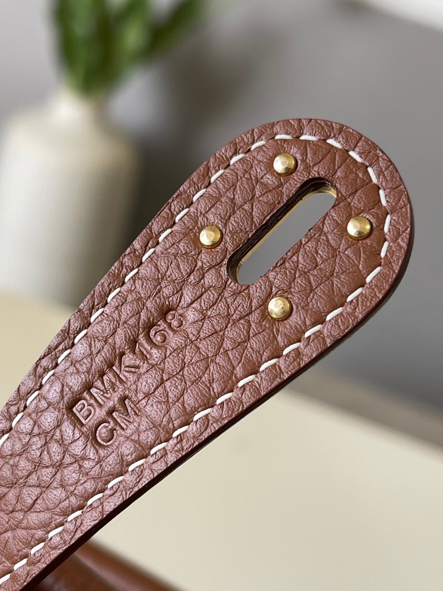 HM Mini Lindy 26cm Gold Clemence Leather