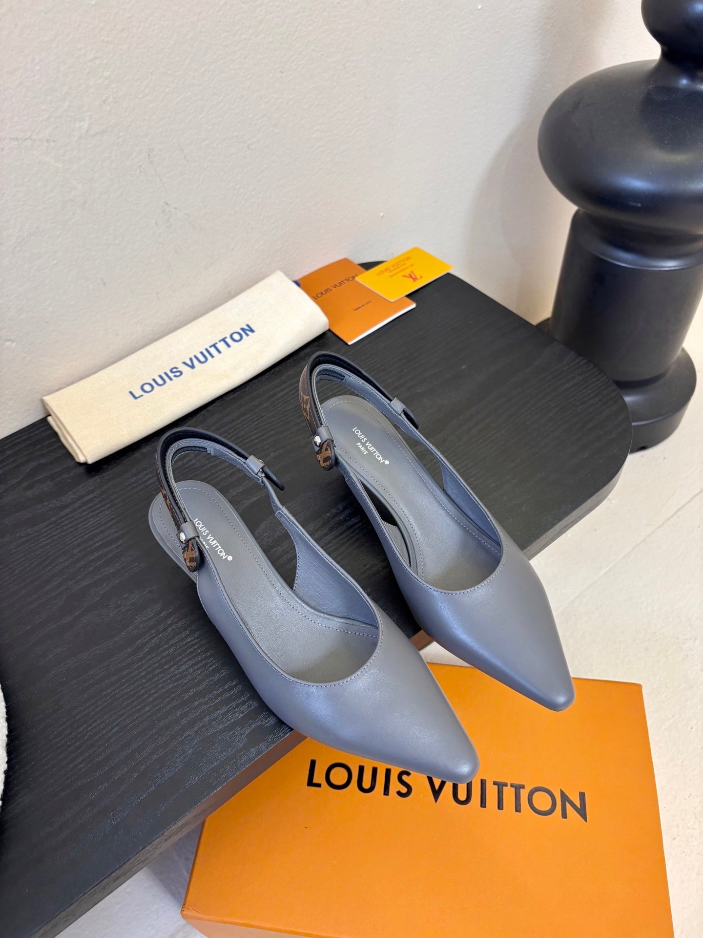 LV 26ss Legacy Slingback 45 Gray Sheepskin 627238